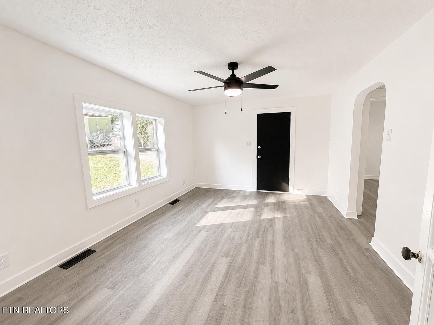3042 Woodbine Avenue Knoxville TN 37914