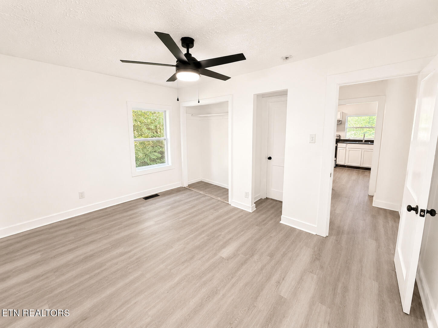 3042 Woodbine Avenue Knoxville TN 37914