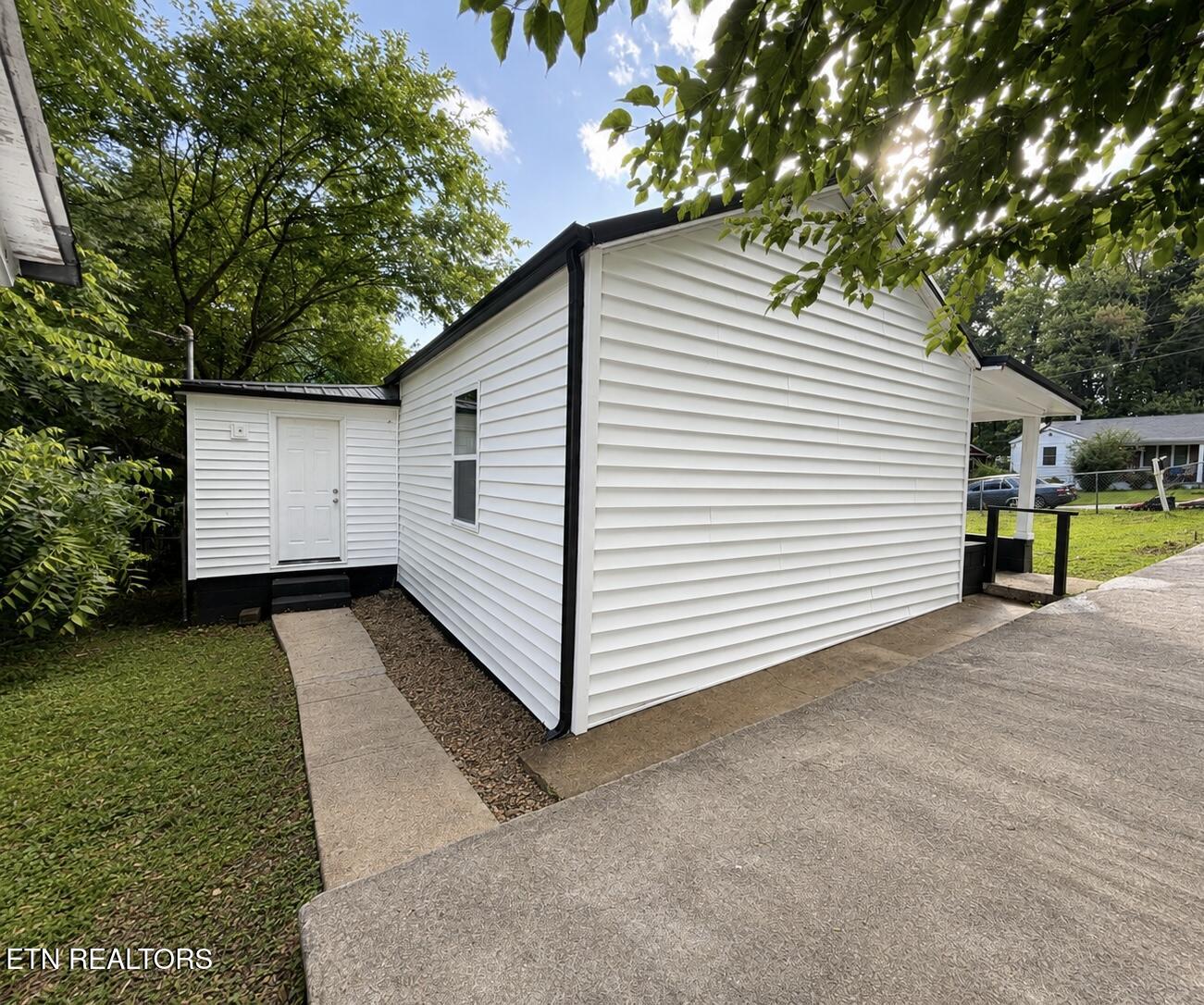 3042 Woodbine Avenue Knoxville TN 37914