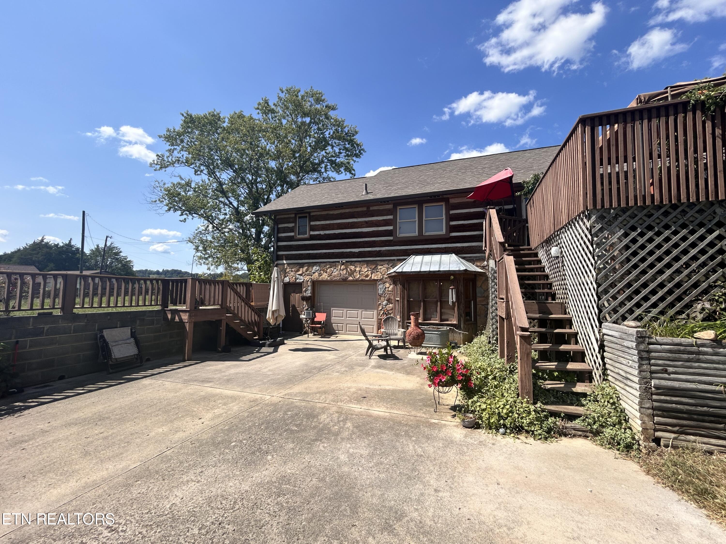1115 Tazewell Pike Luttrell TN 37779