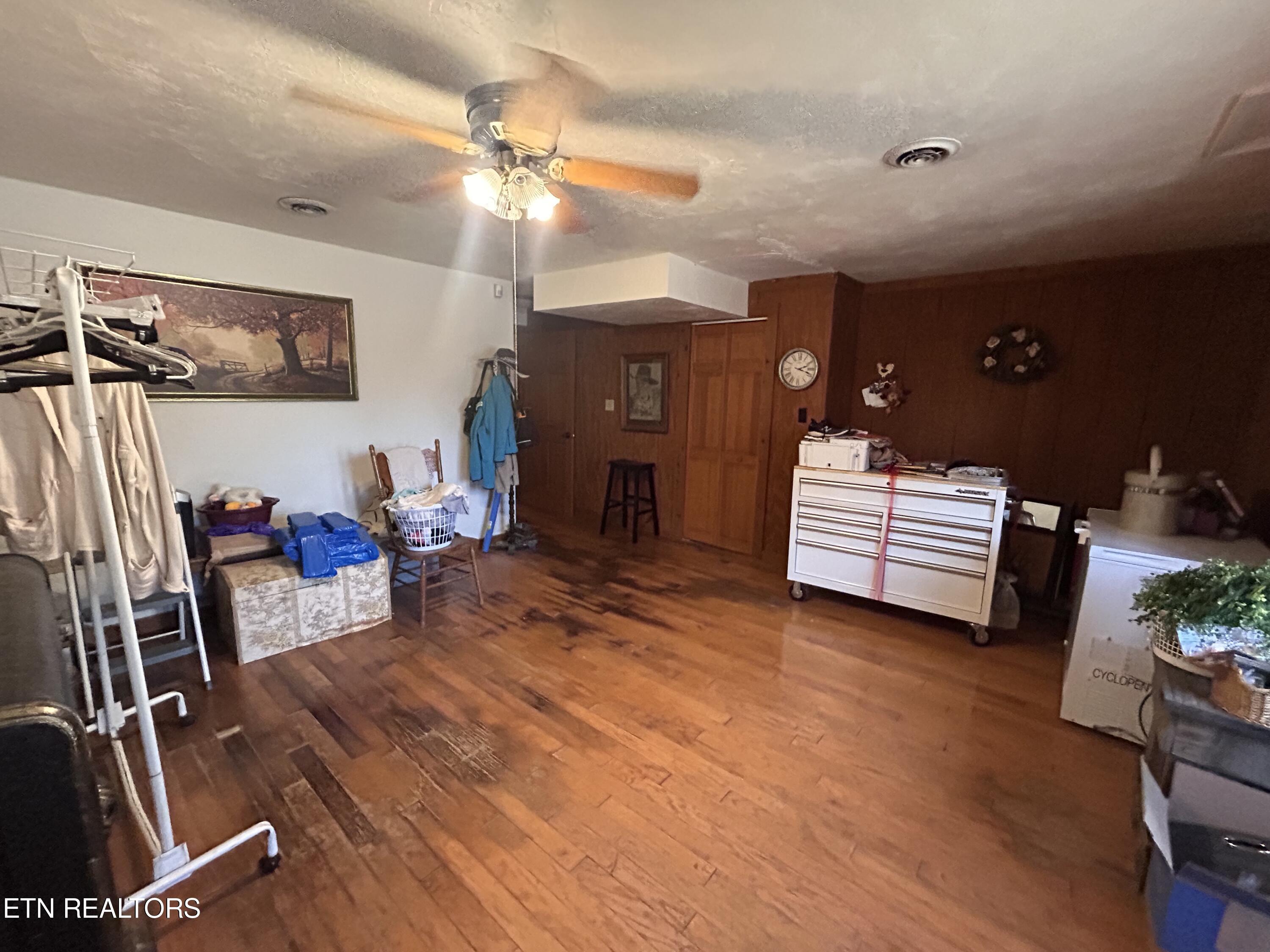 1115 Tazewell Pike Luttrell TN 37779