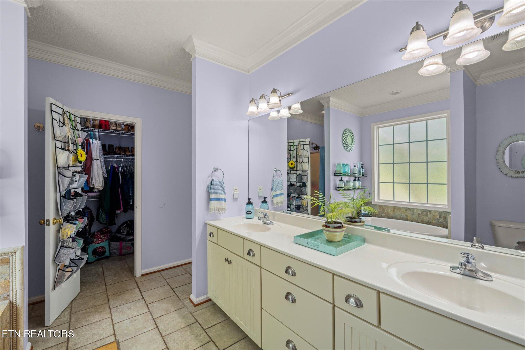 740 Pointe South Drive Walland TN 37886