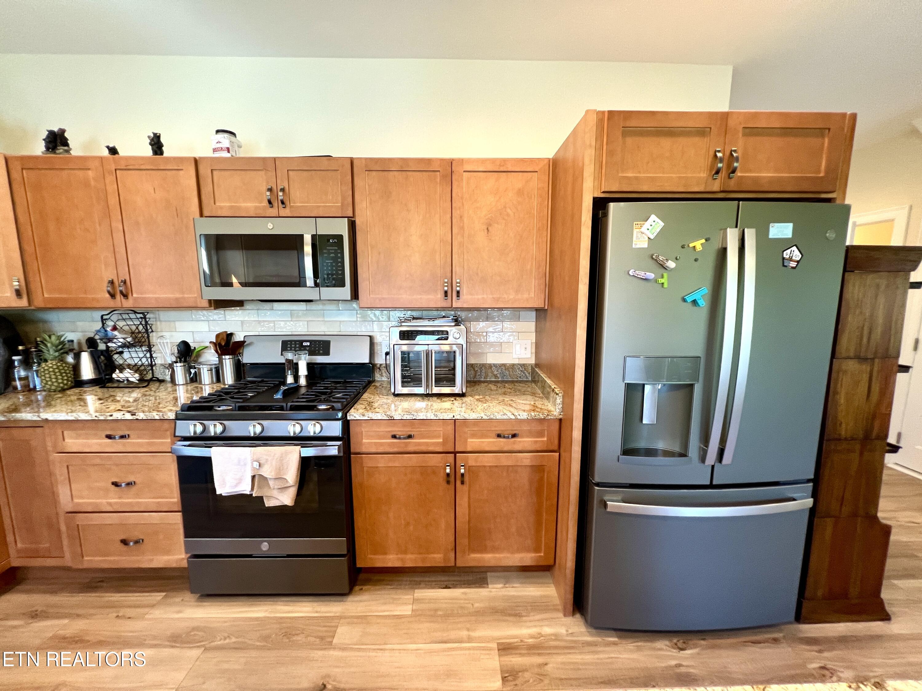 706 Fairgarden Circle Sevierville TN 37876