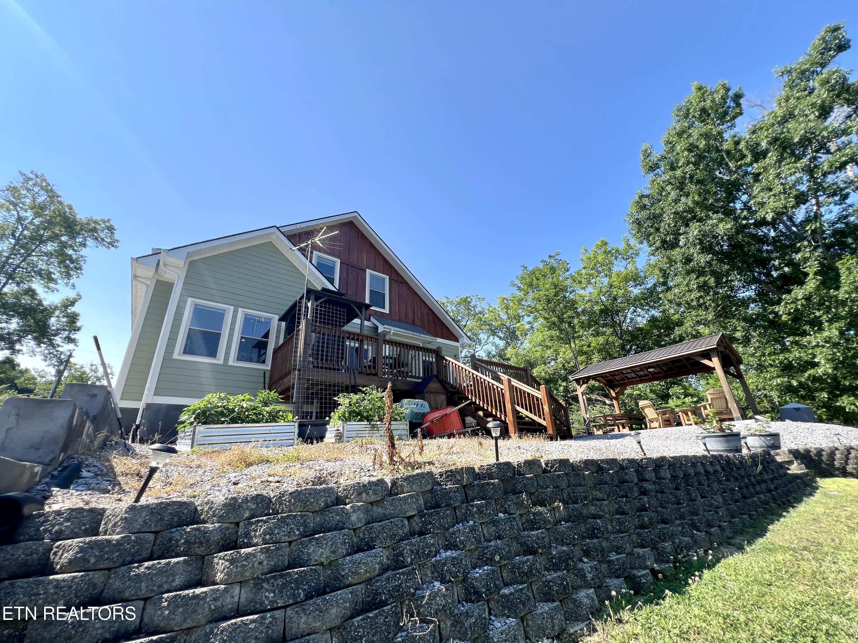 706 Fairgarden Circle Sevierville TN 37876