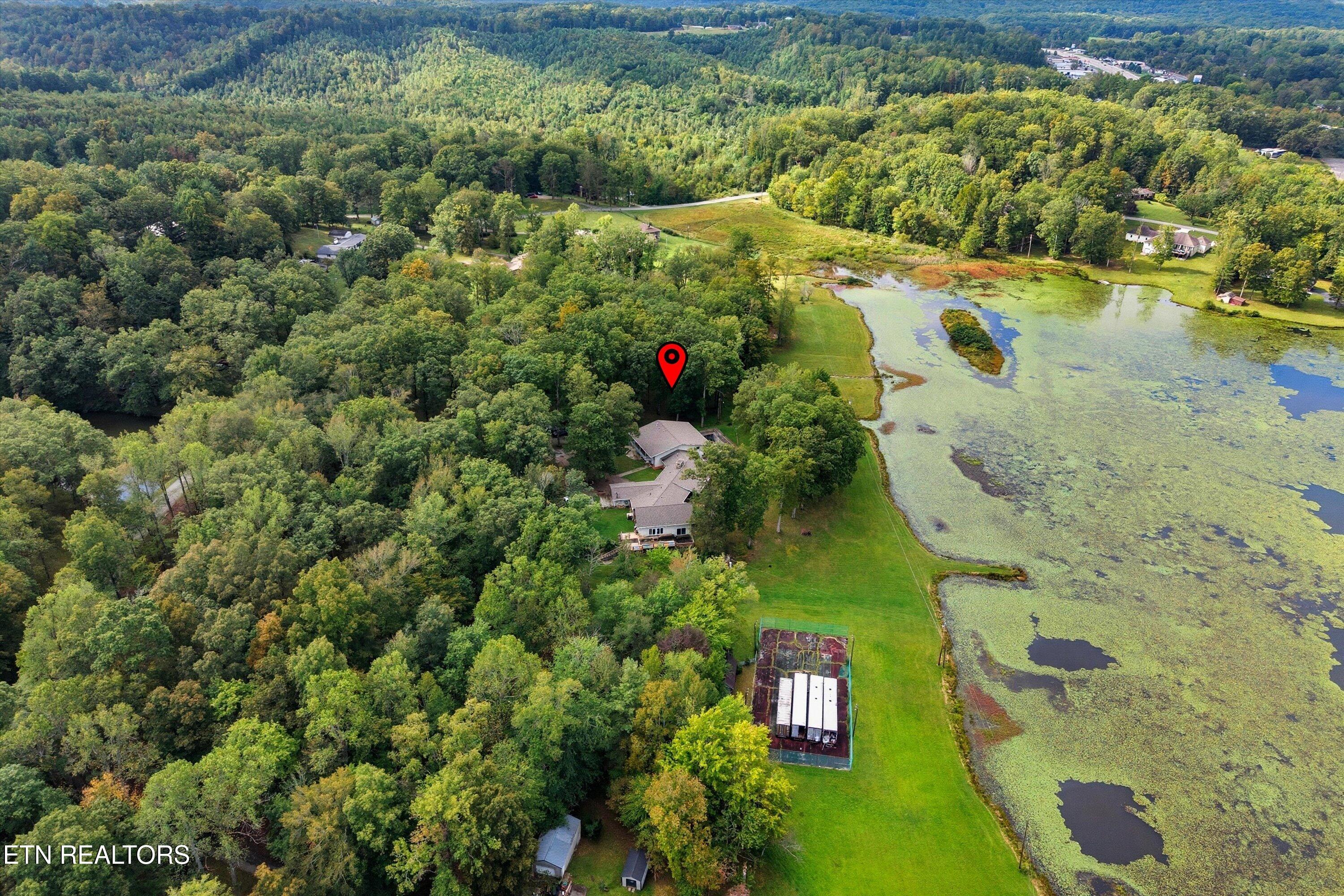 605 S Lake Drive Oneida TN 37841