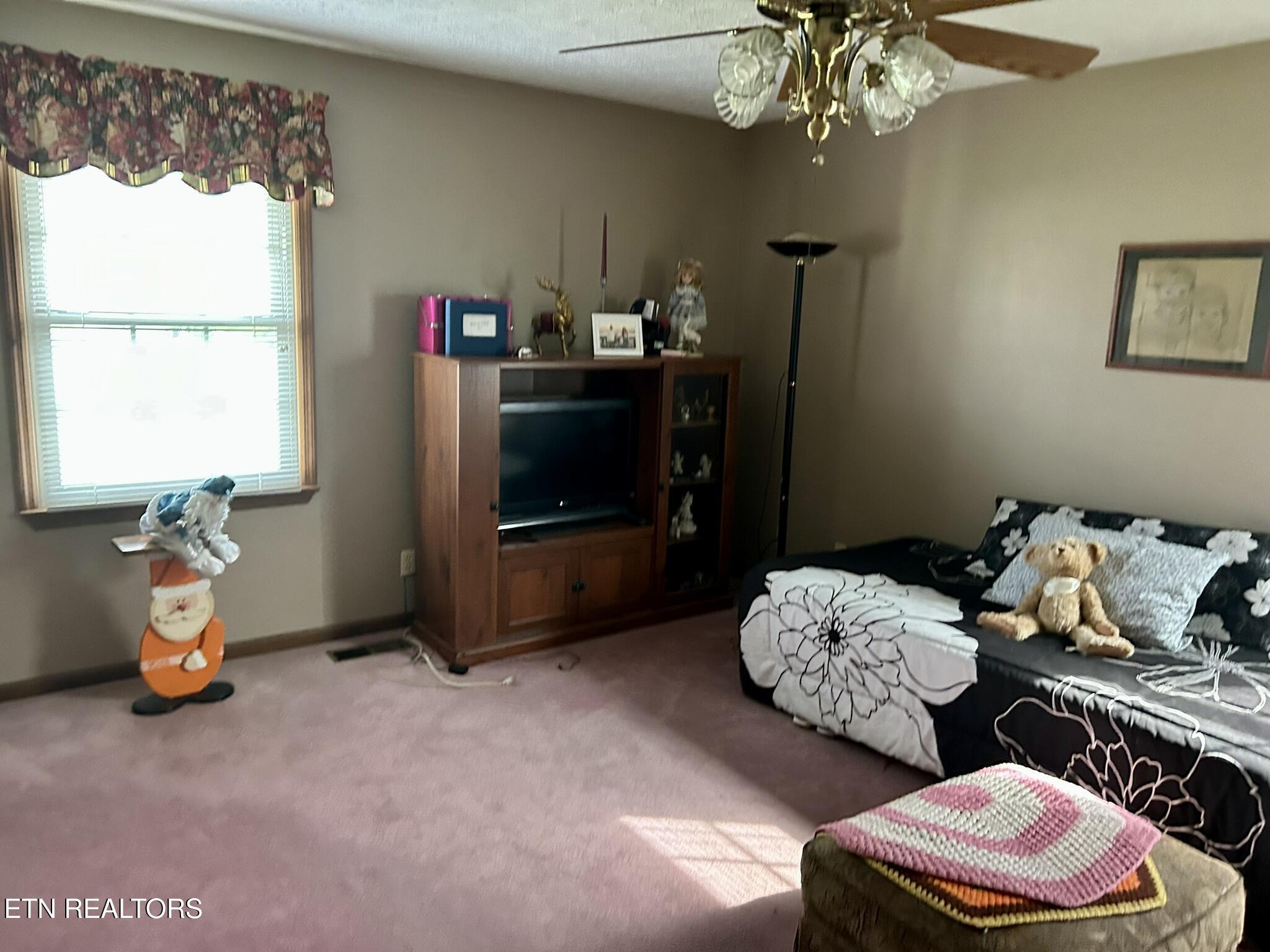 2770 Highway 63 Cumberland Gap TN 37724