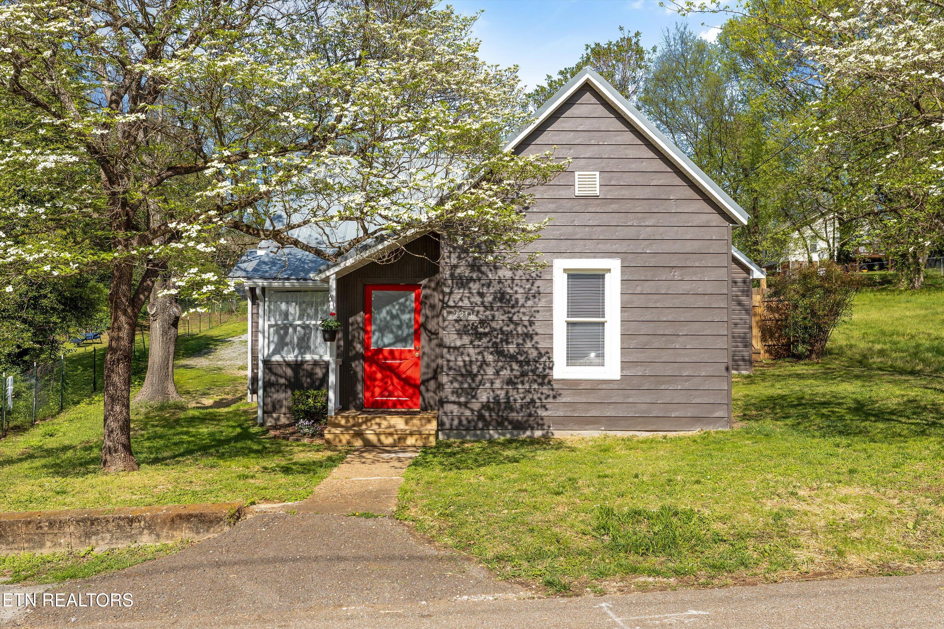 2214 Lincoln Street Knoxville TN 37920