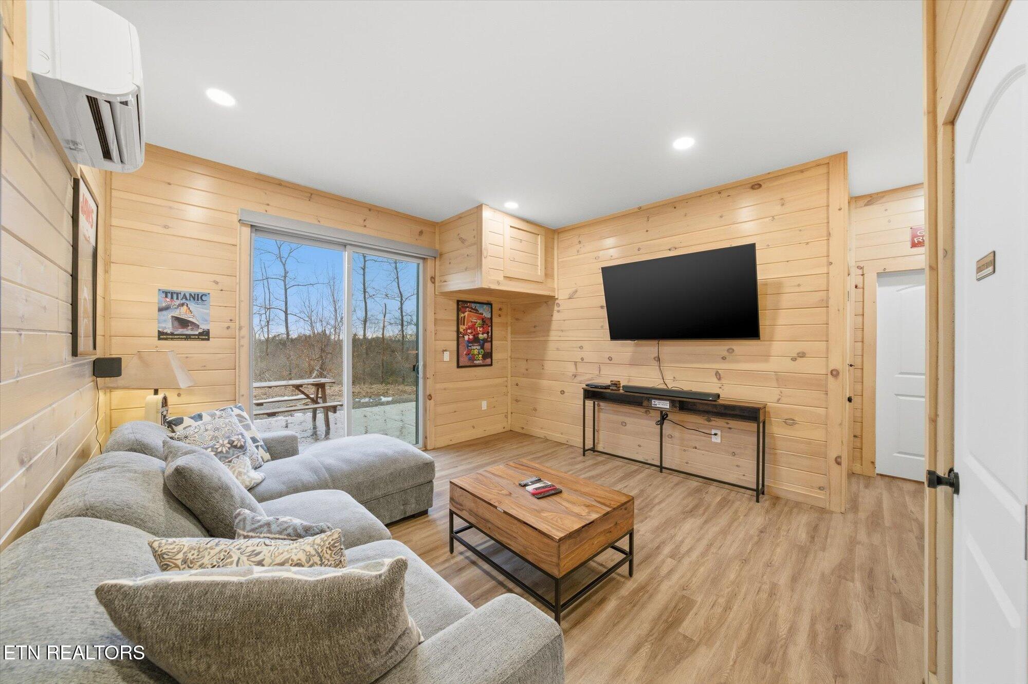 610 Butterfly Way Sevierville TN 37876