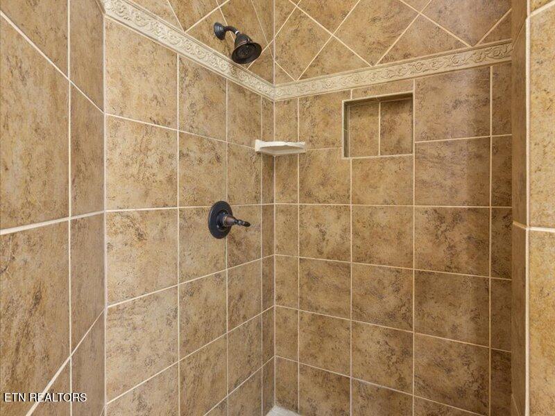 9007 Linksvue Drive Knoxville TN 37922