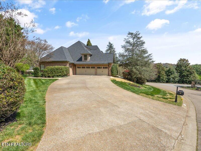 9007 Linksvue Drive Knoxville TN 37922