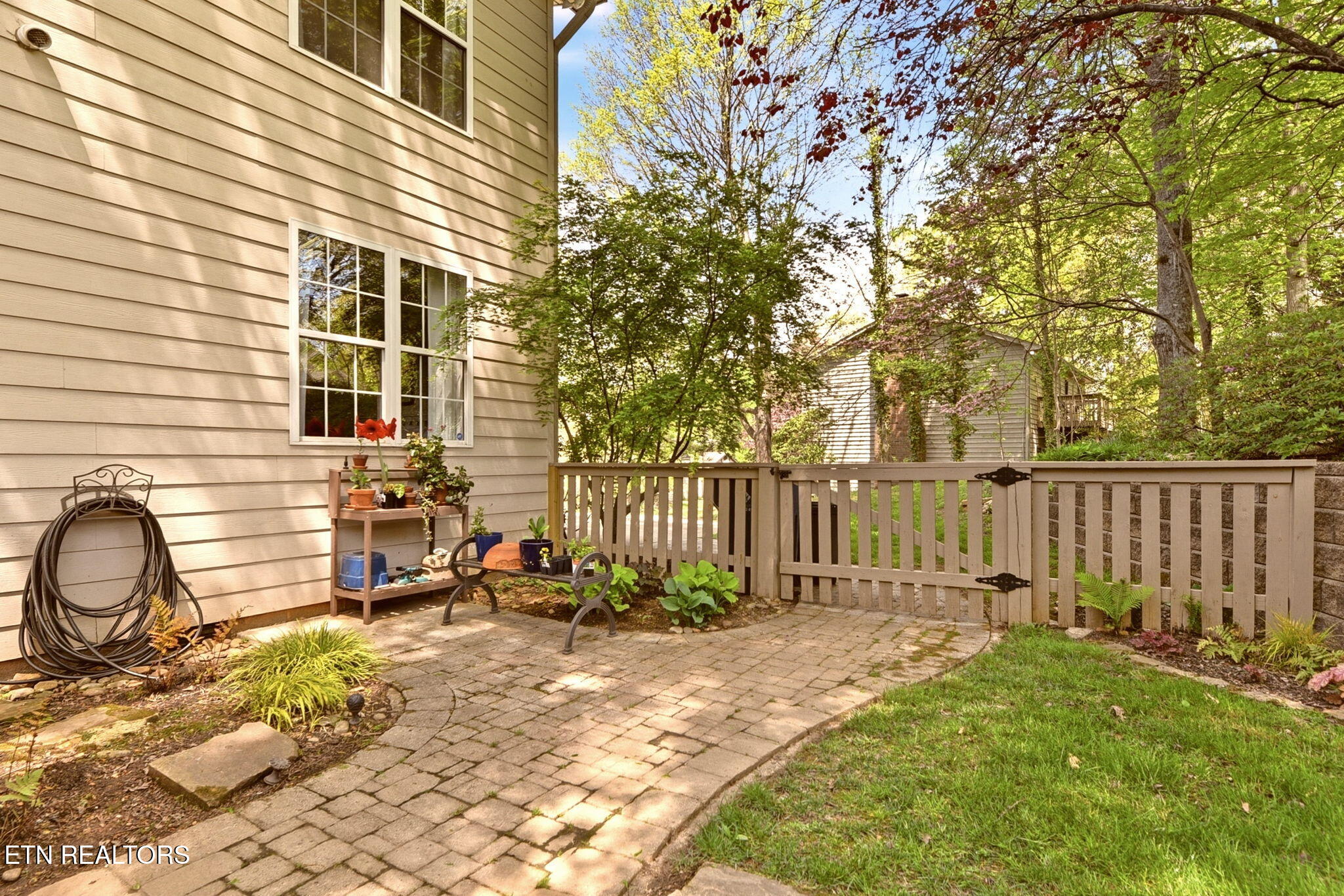 208 Woodland Trace Drive Knoxville TN 37934
