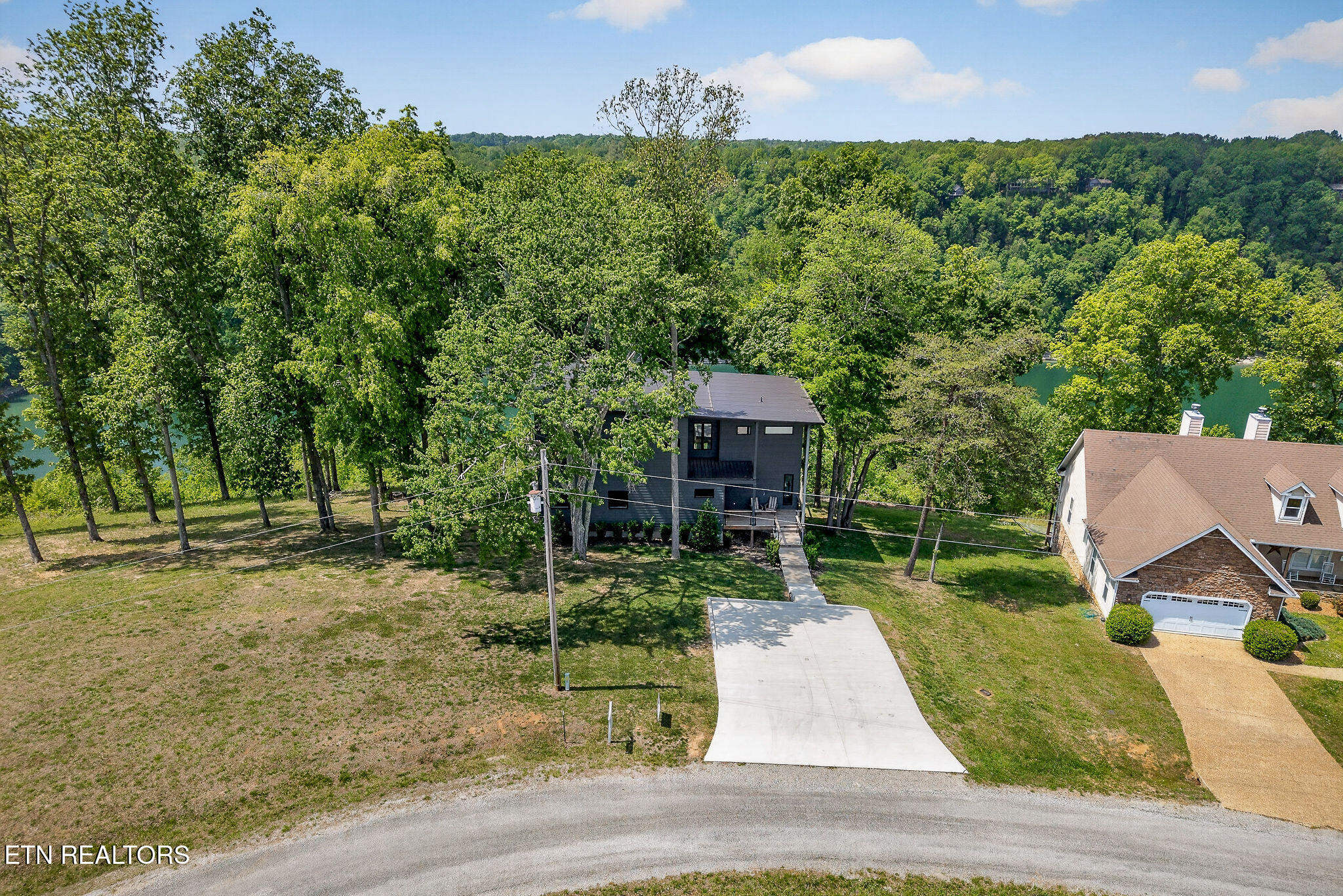 1171 W Hutchins Bend Road Sparta TN 38583