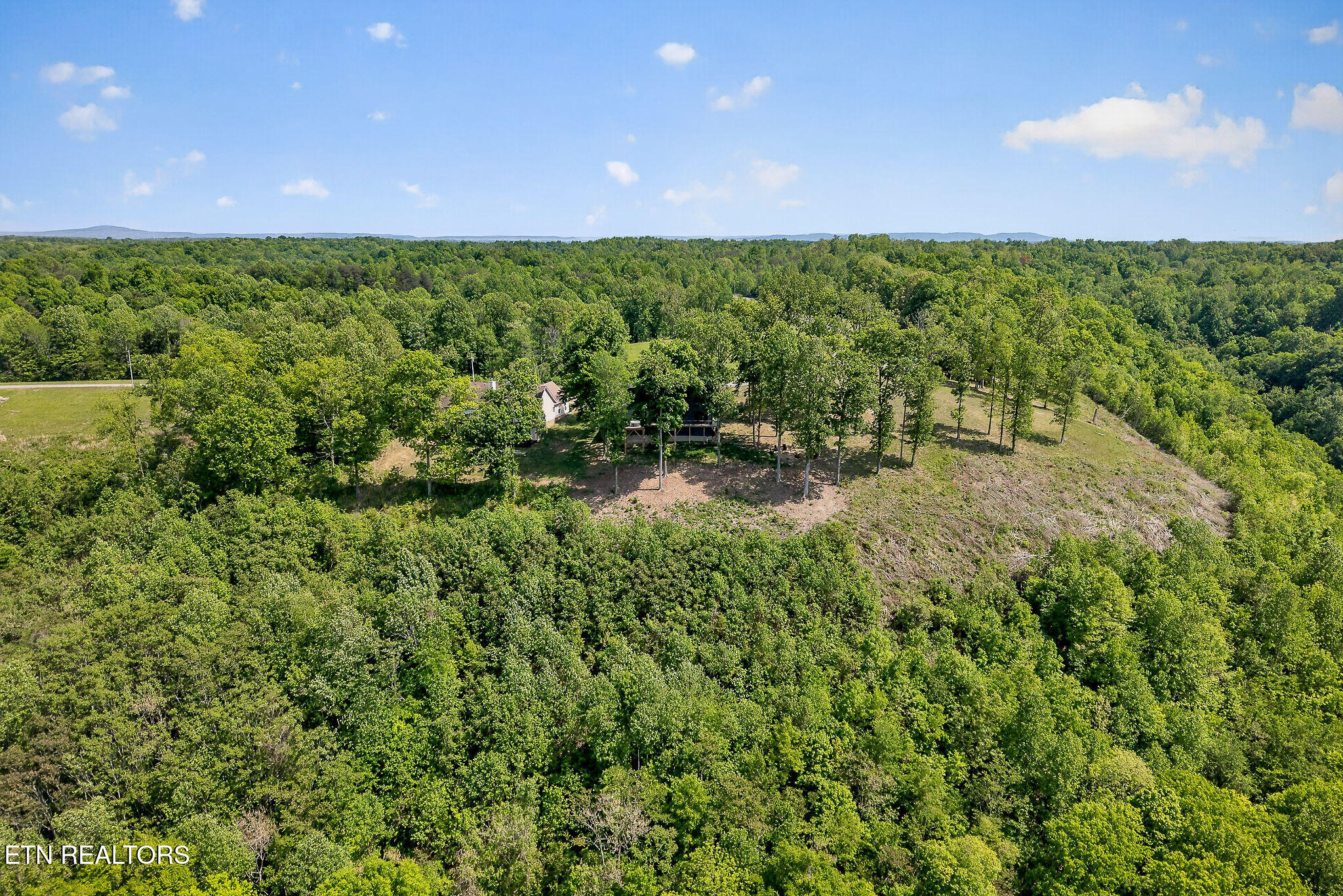 1171 W Hutchins Bend Road Sparta TN 38583