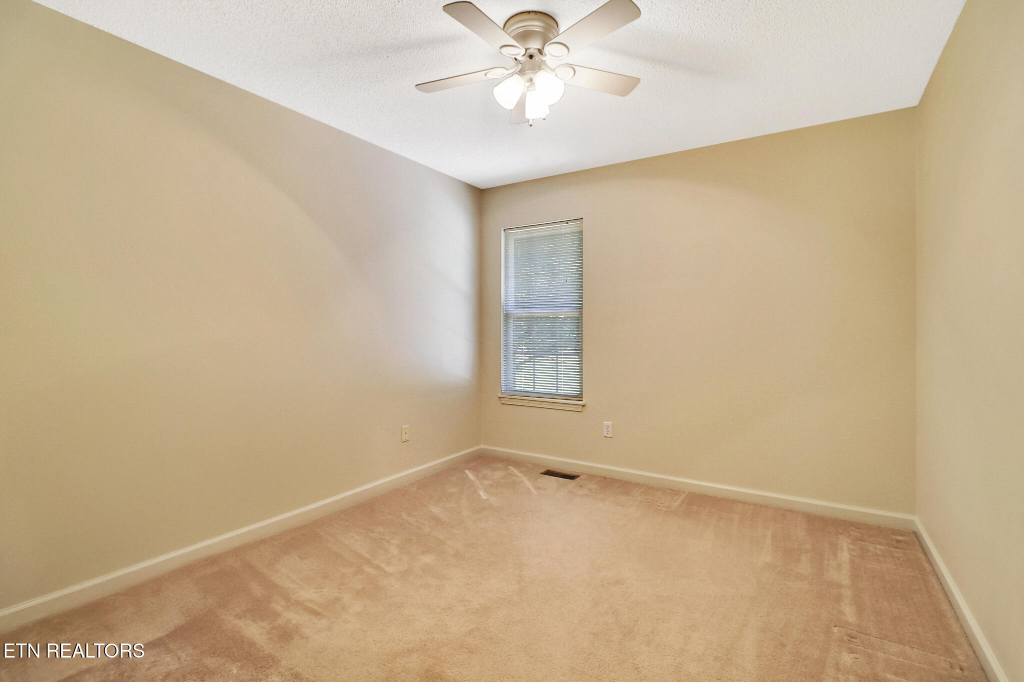 127 Wilbourn Drive Crossville TN 38558