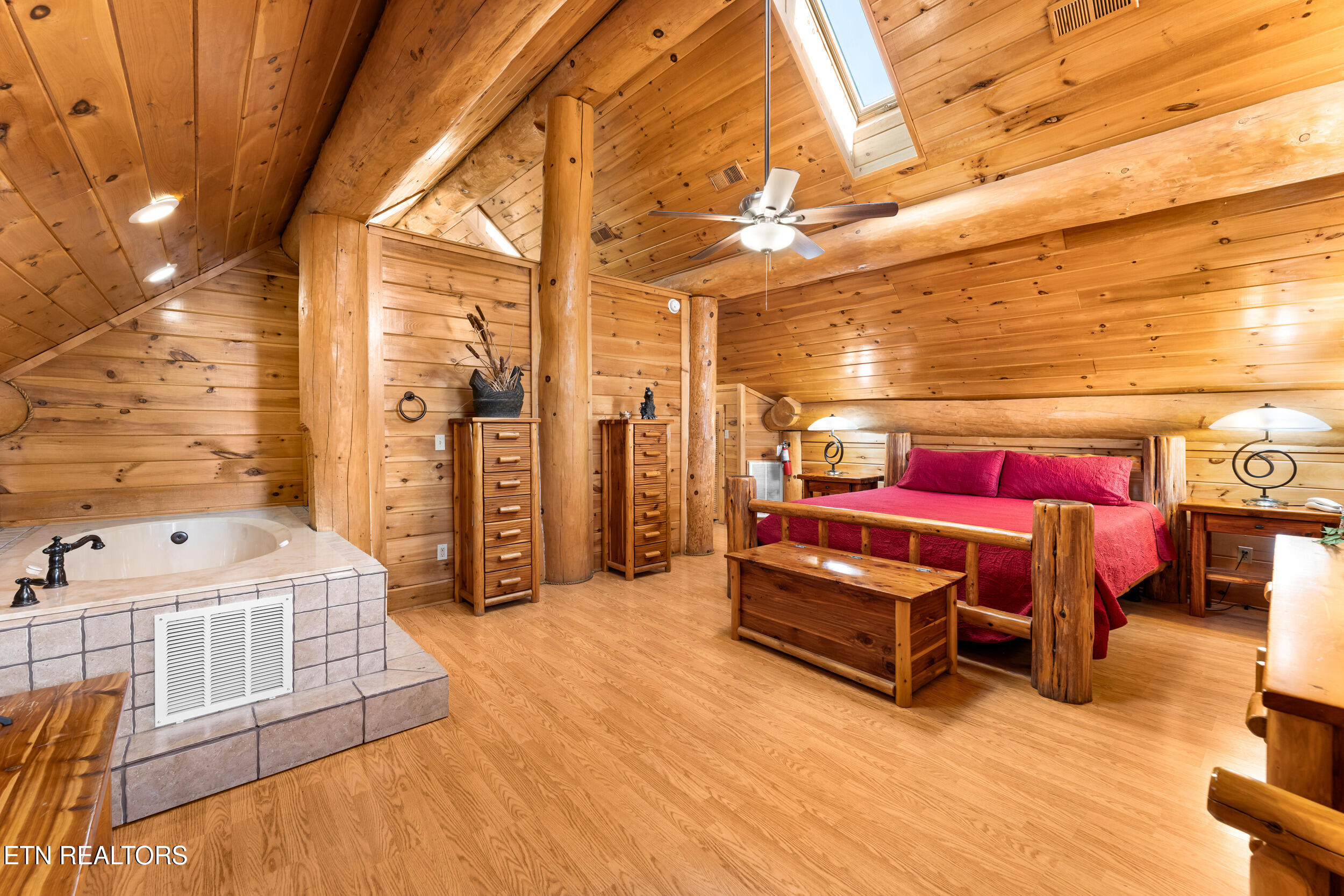 438 Coyote Road Gatlinburg TN 37738