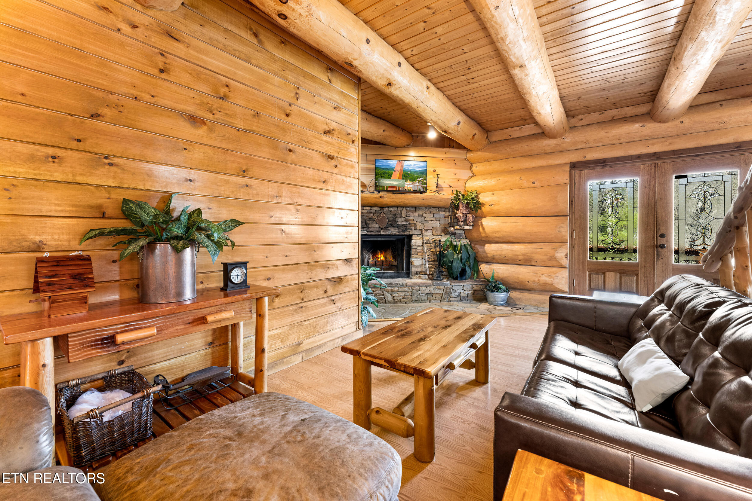 438 Coyote Road Gatlinburg TN 37738