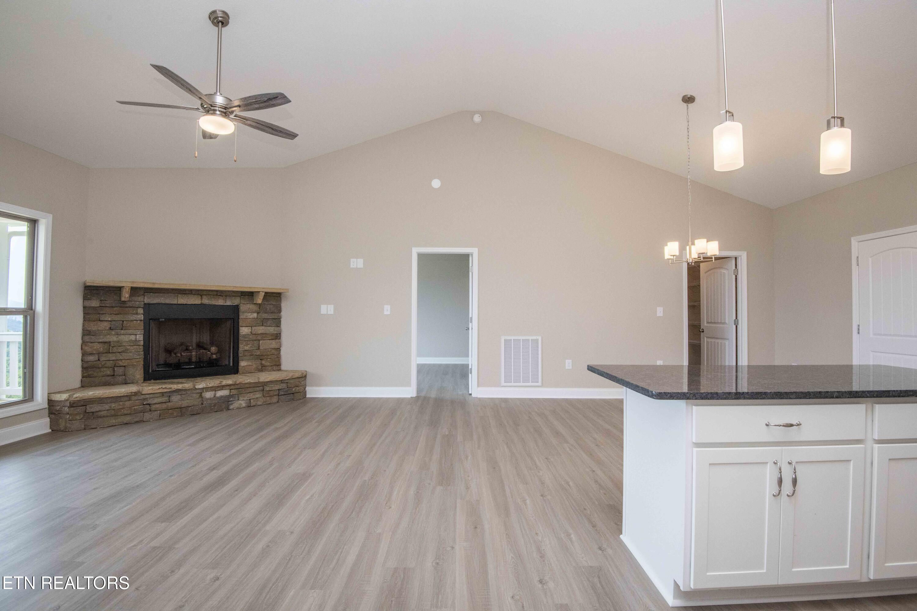 2609 Mountain Boulevard Sevierville TN 37876
