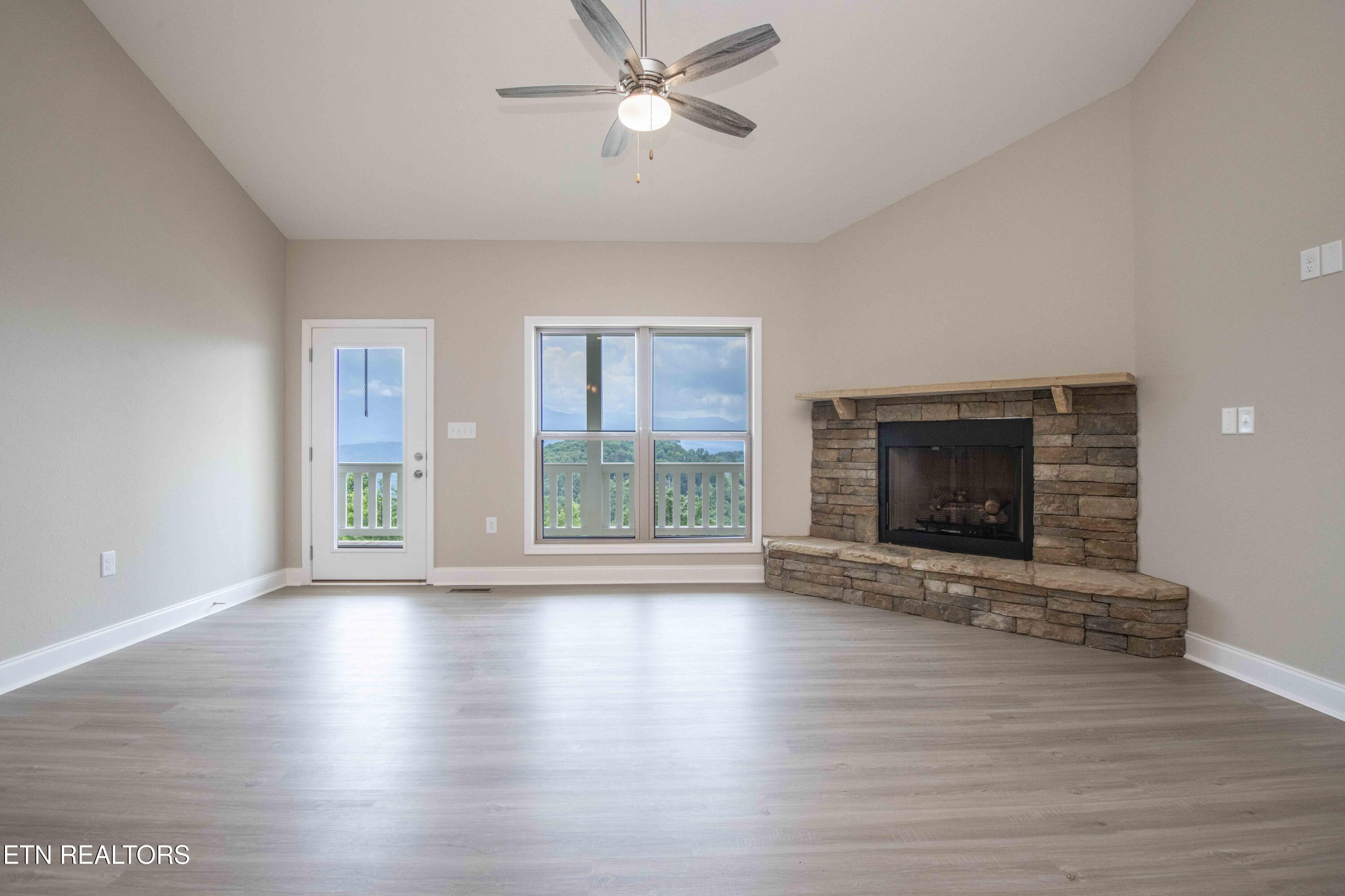 2609 Mountain Boulevard Sevierville TN 37876