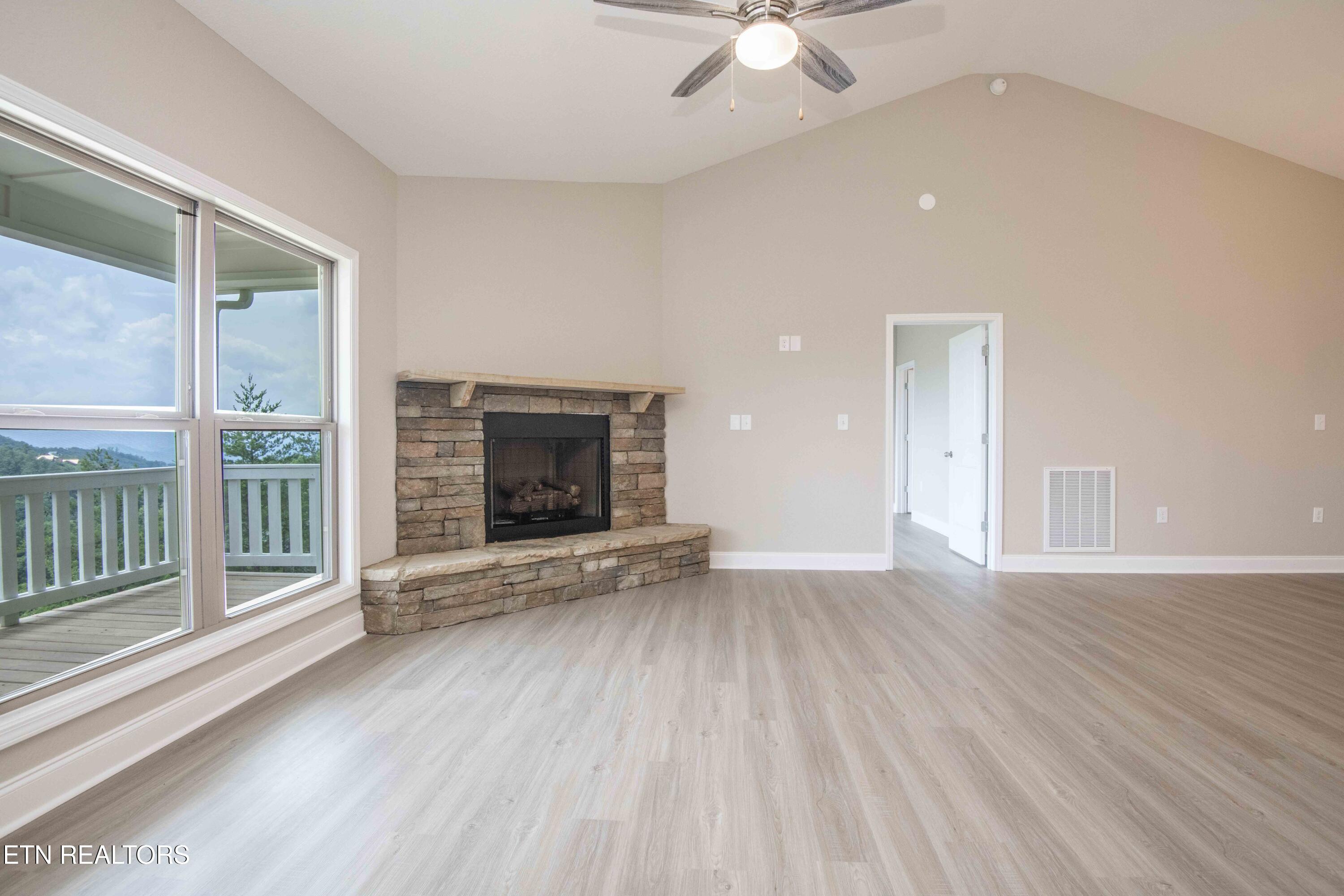 2609 Mountain Boulevard Sevierville TN 37876
