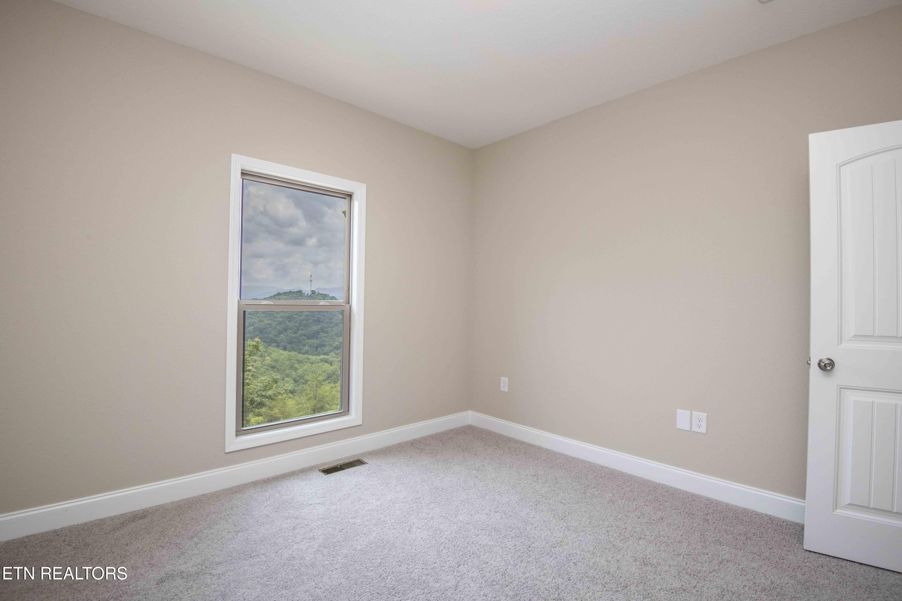 2609 Mountain Boulevard Sevierville TN 37876