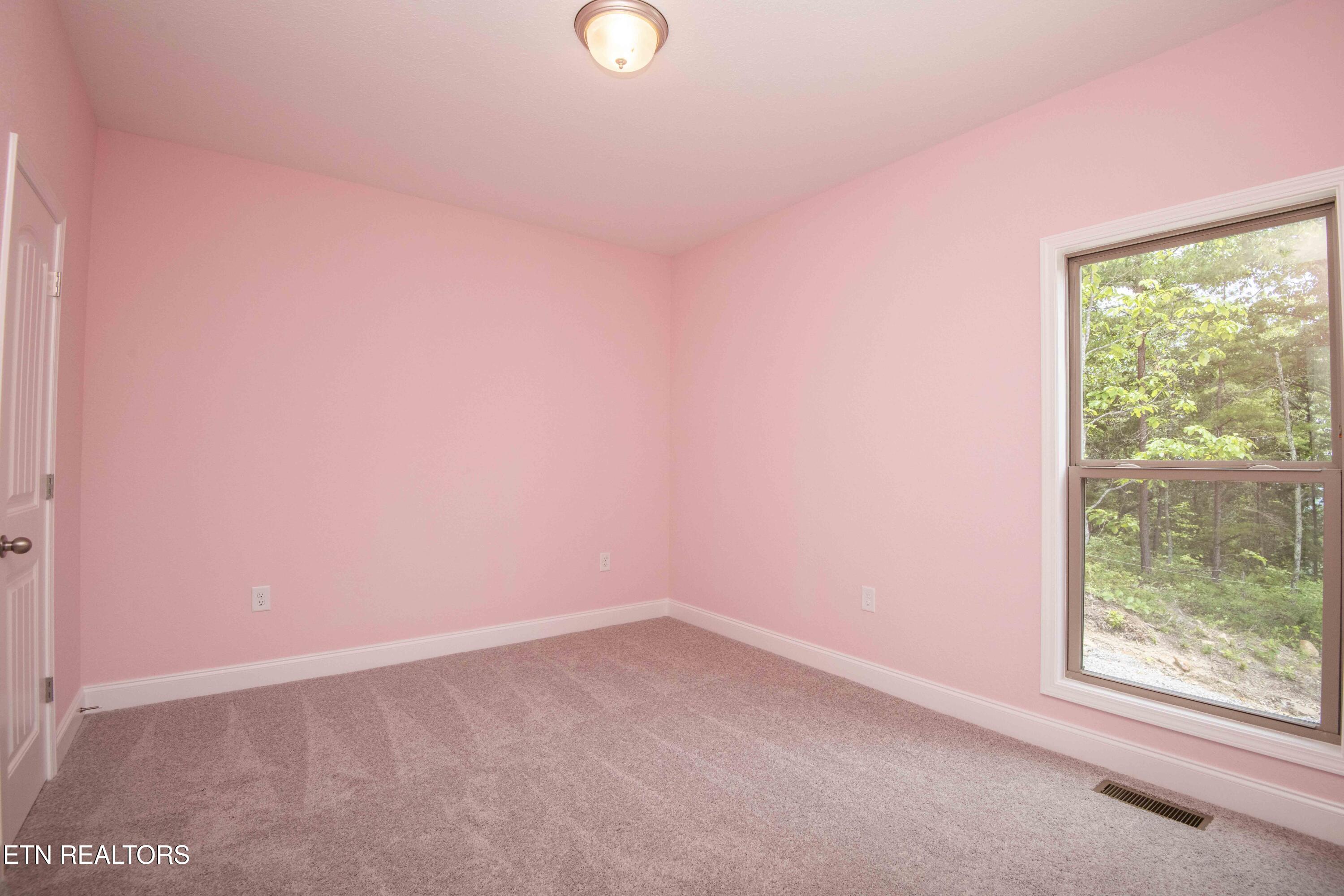 2609 Mountain Boulevard Sevierville TN 37876