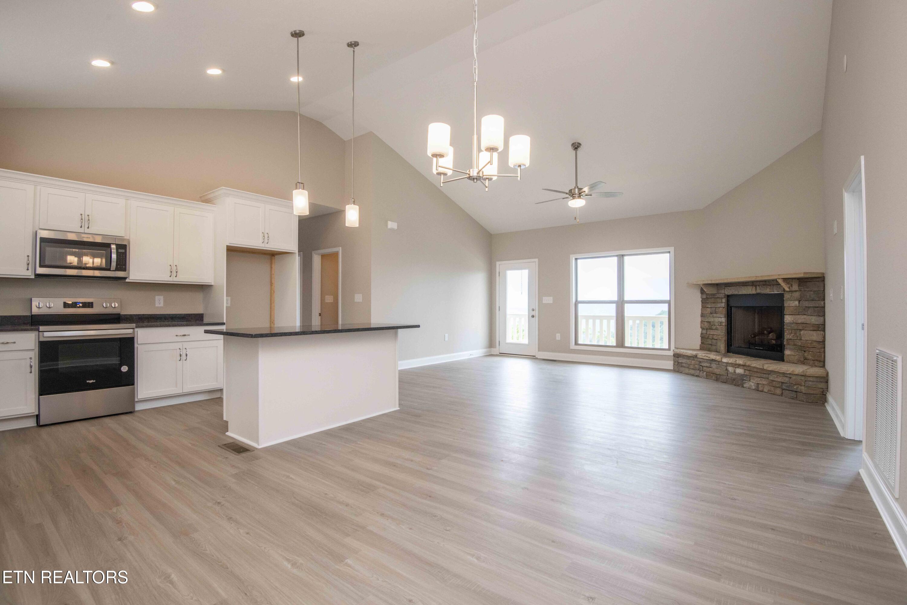 2609 Mountain Boulevard Sevierville TN 37876
