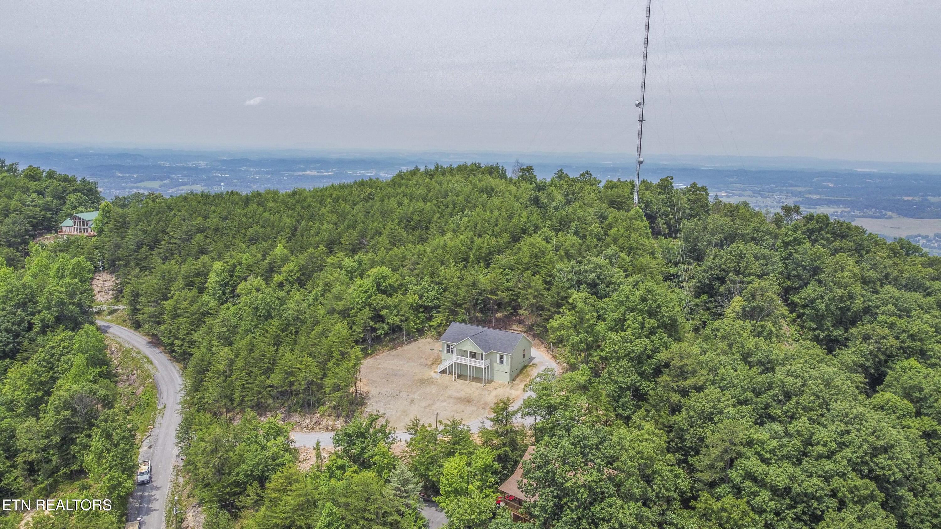 2609 Mountain Boulevard Sevierville TN 37876