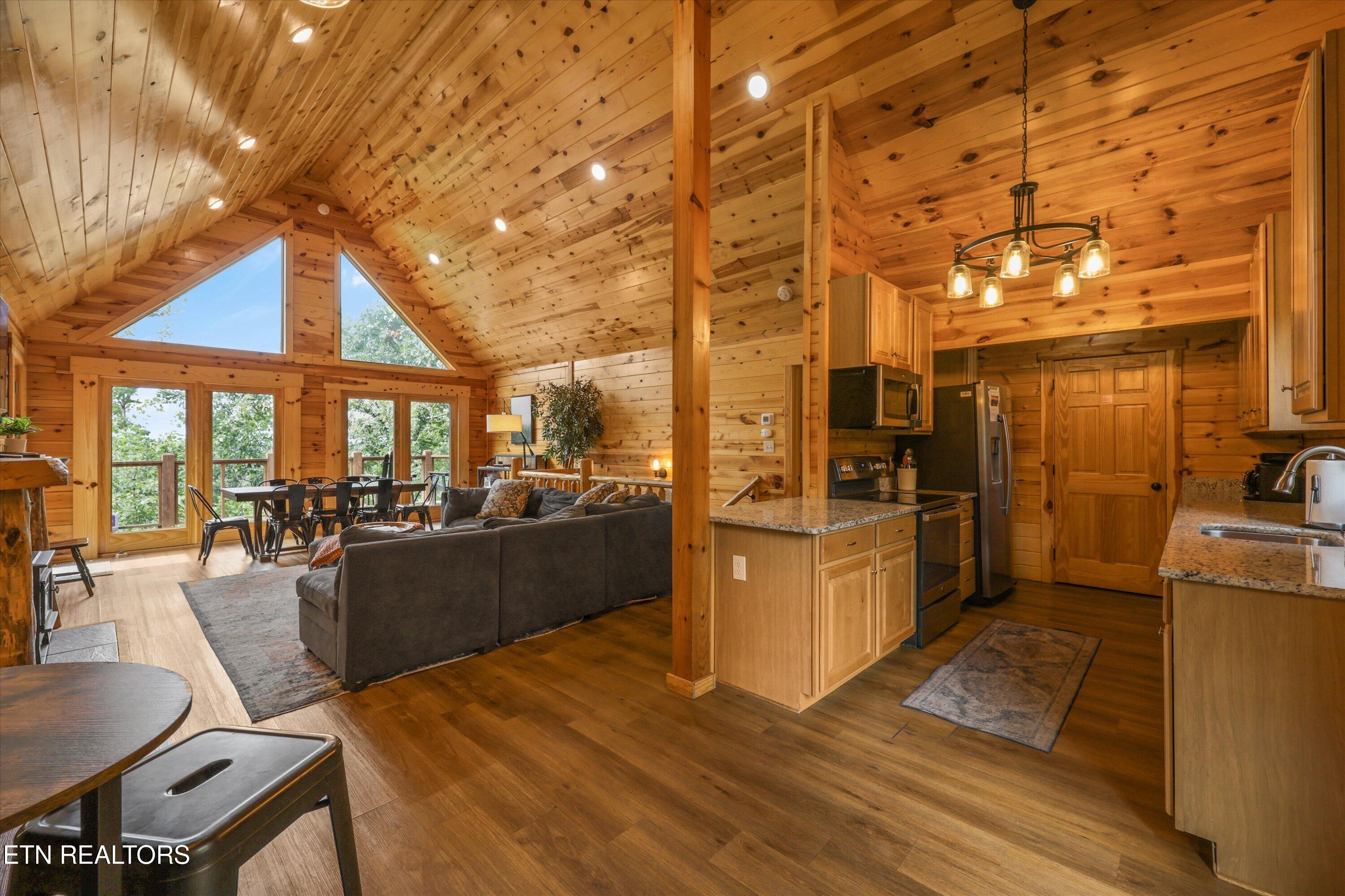 2421 Misty Shadows Drive Sevierville TN 37862