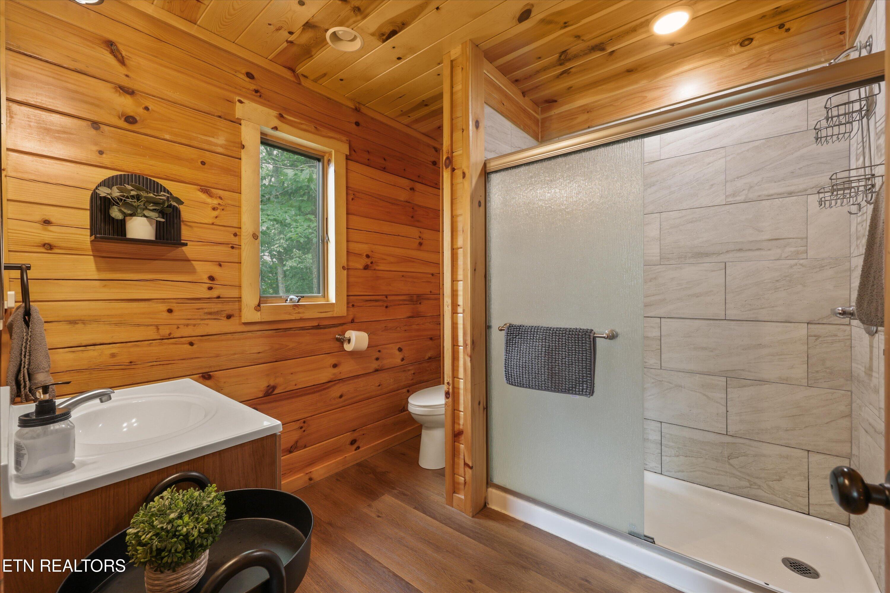 2421 Misty Shadows Drive Sevierville TN 37862