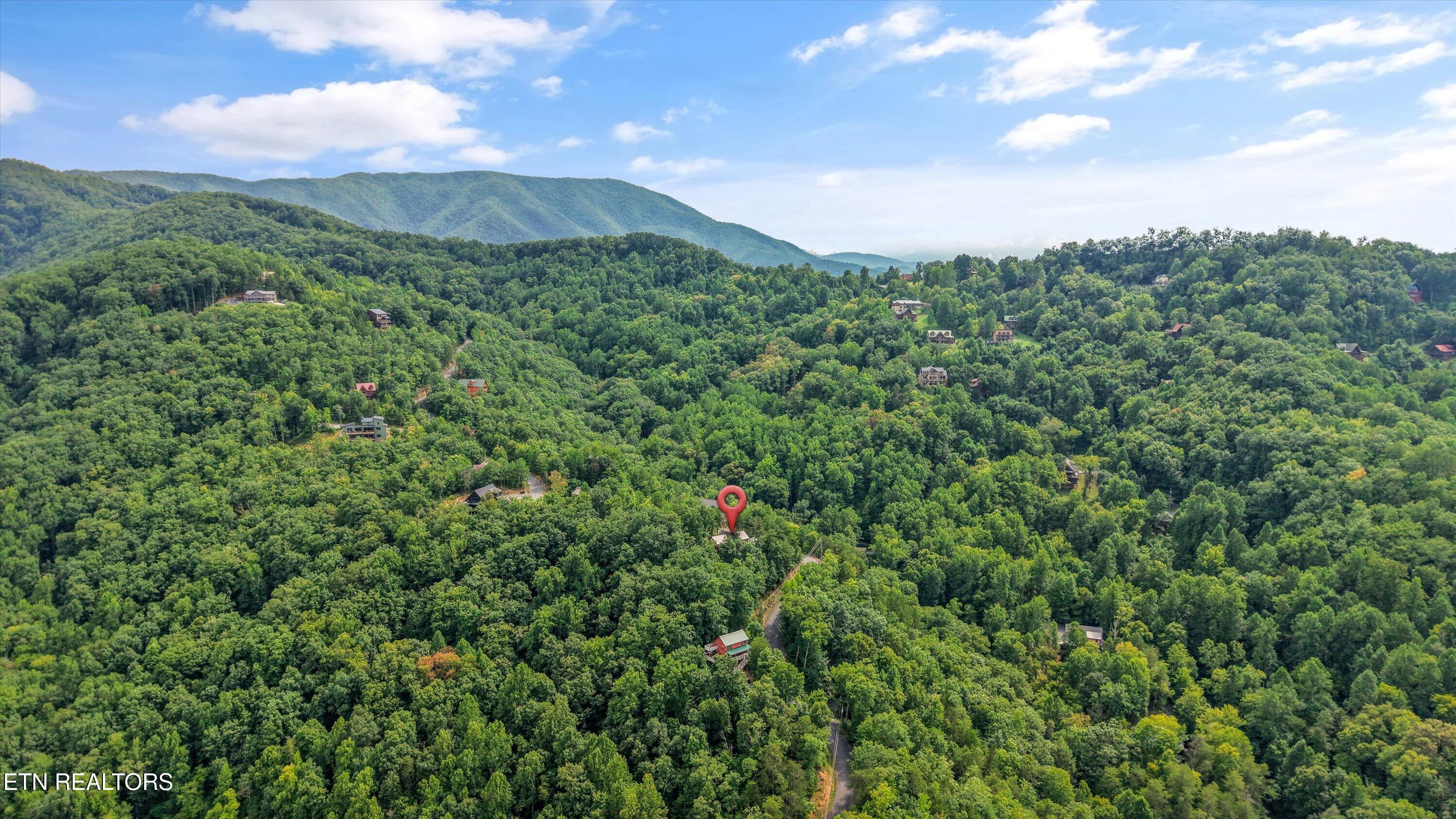 2421 Misty Shadows Drive Sevierville TN 37862