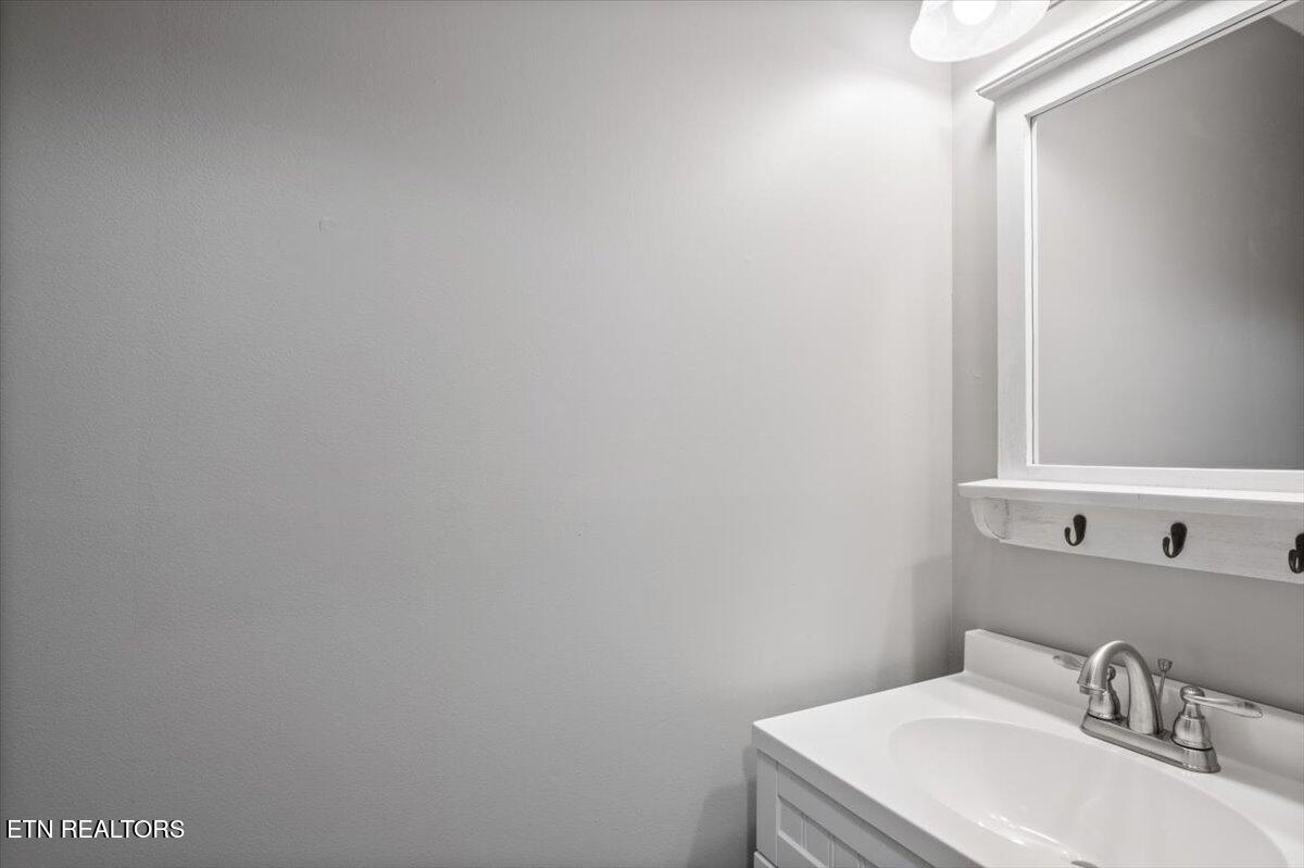 348 Ridge Road Caryville TN 37714