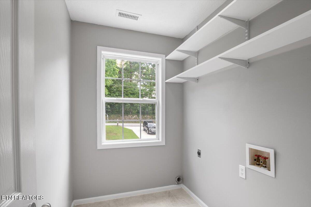 348 Ridge Road Caryville TN 37714