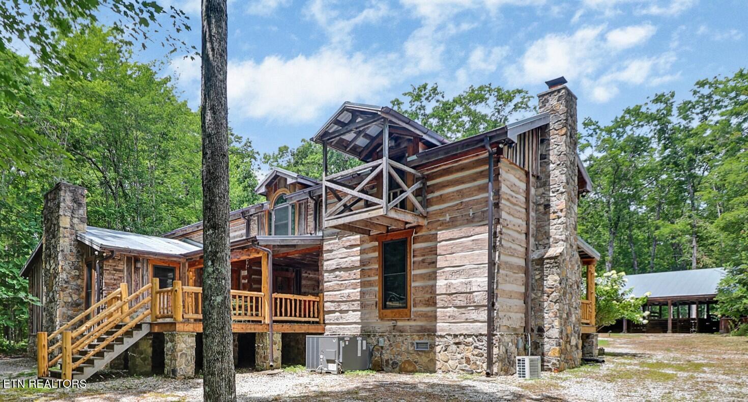 560 Ridgetop Jamestown TN 38556