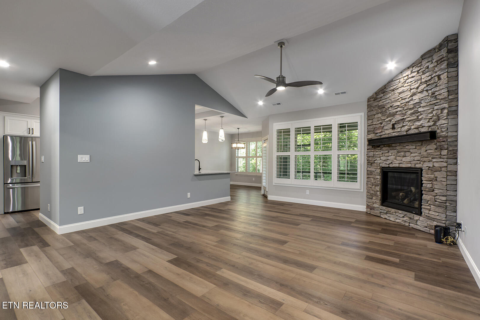 312 Elokwa Lane Loudon TN 37774