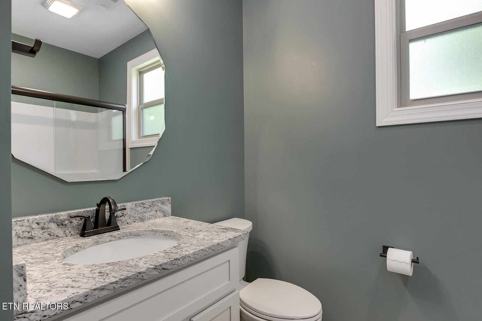 312 Elokwa Lane Loudon TN 37774