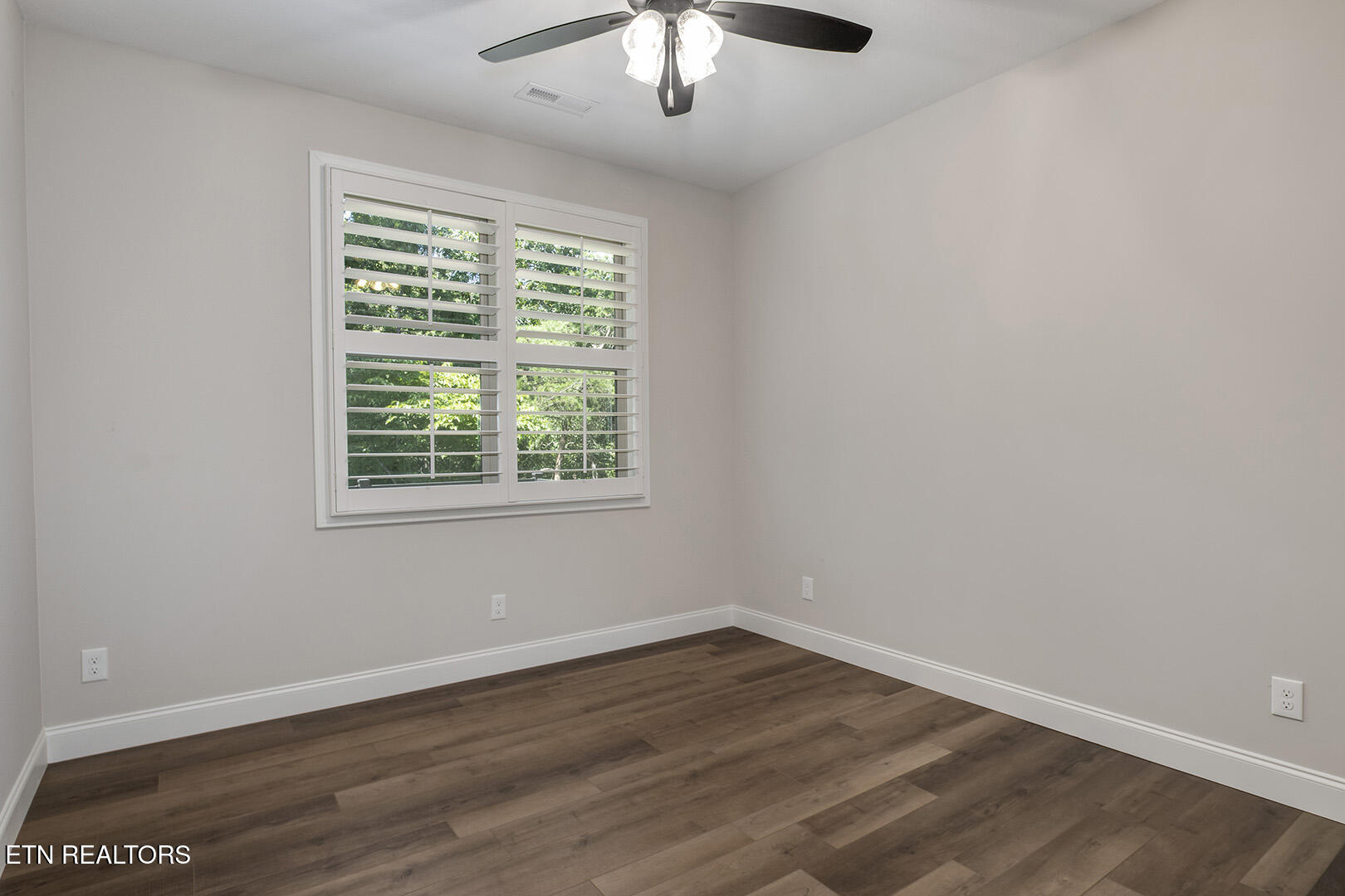 312 Elokwa Lane Loudon TN 37774