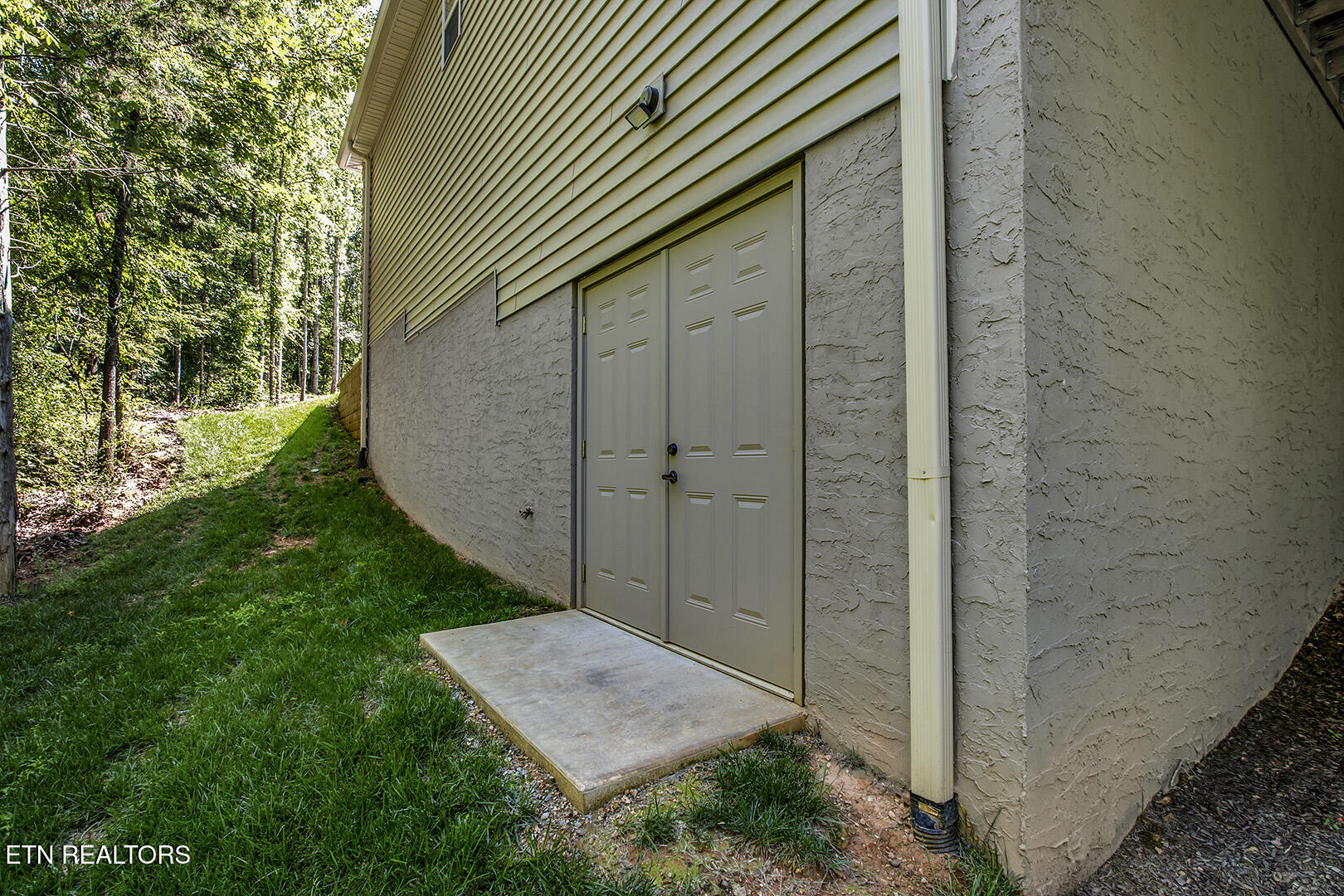 312 Elokwa Lane Loudon TN 37774