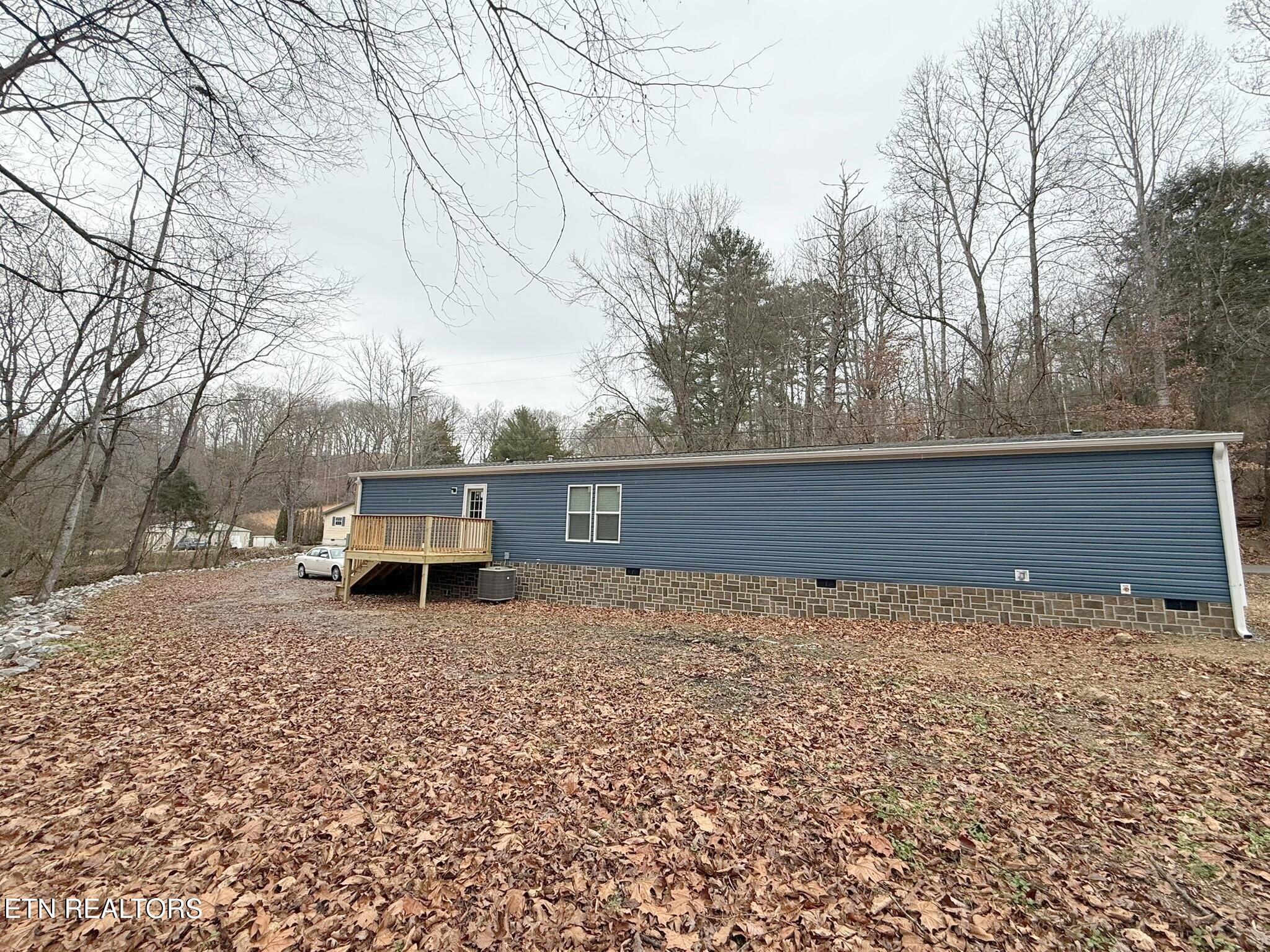 596 Old Long Hollow Road Lafollette TN 37766