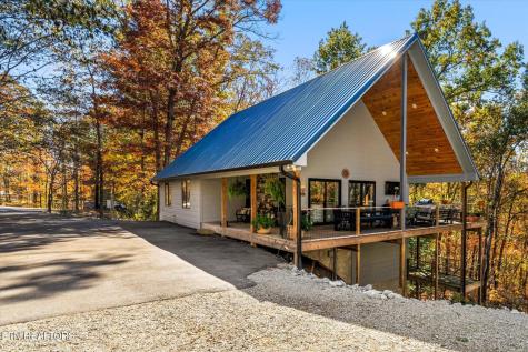 1628 Ridge Road Caryville TN 37714