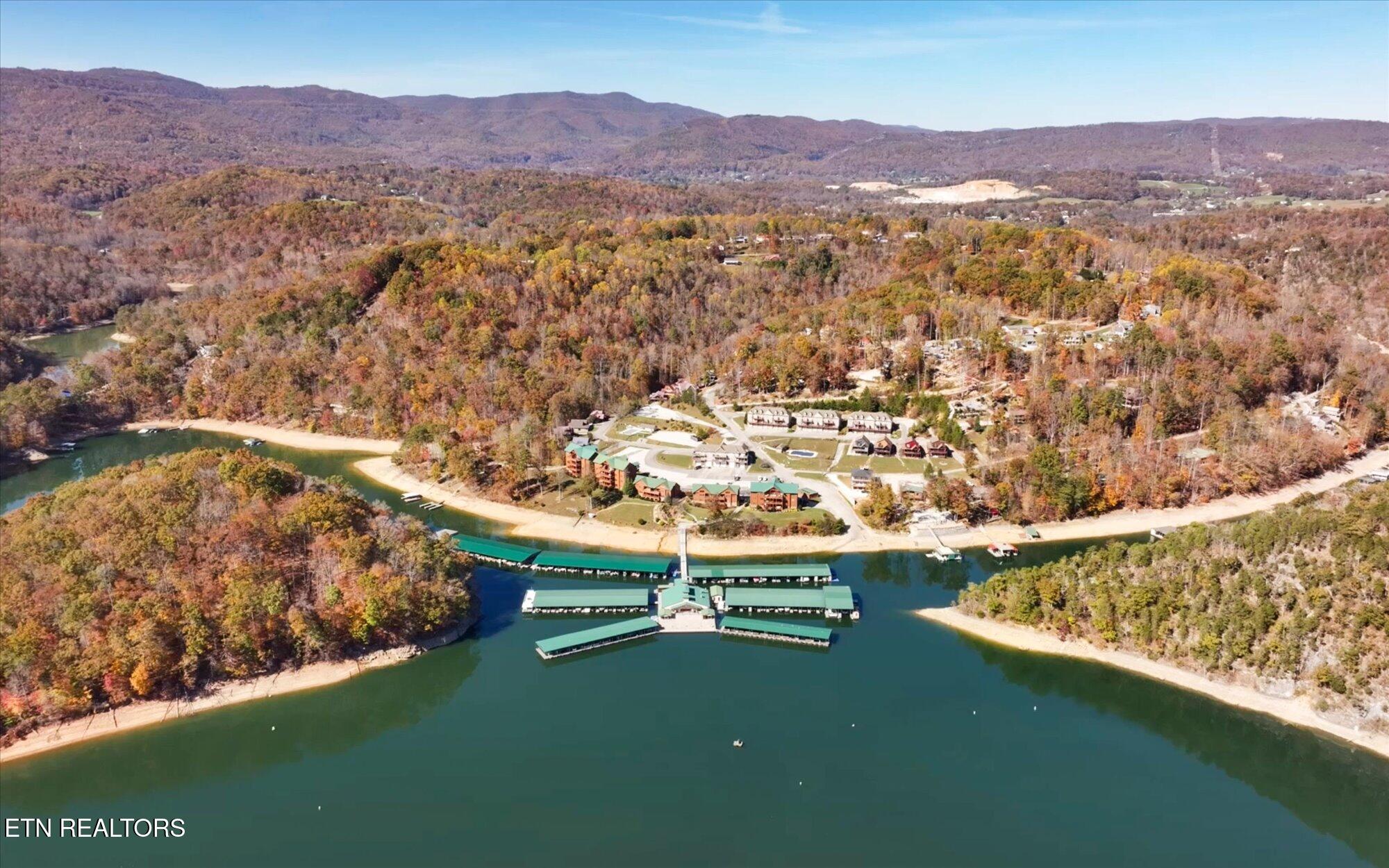 1628 Ridge Road Caryville TN 37714