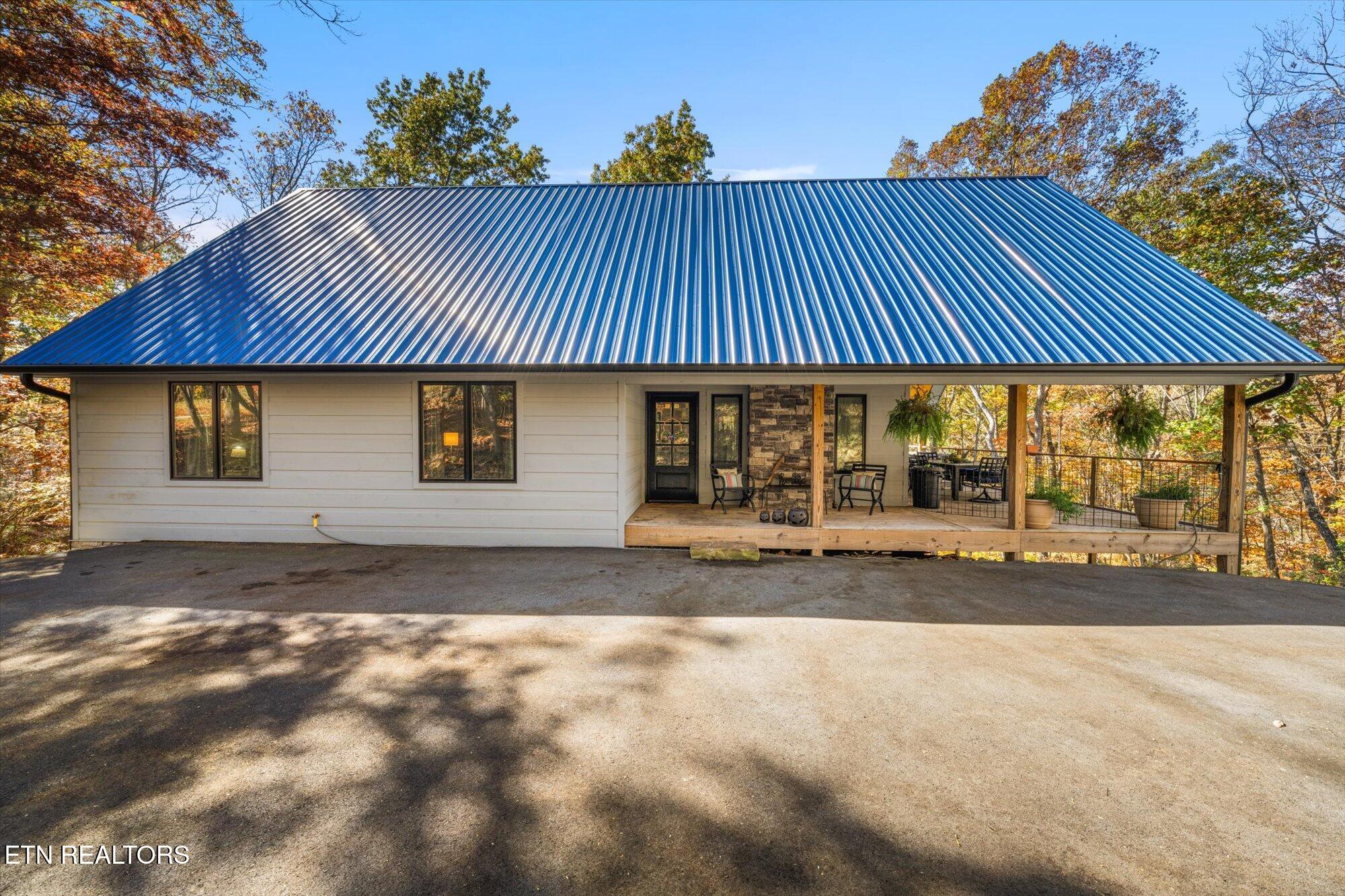 1628 Ridge Road Caryville TN 37714