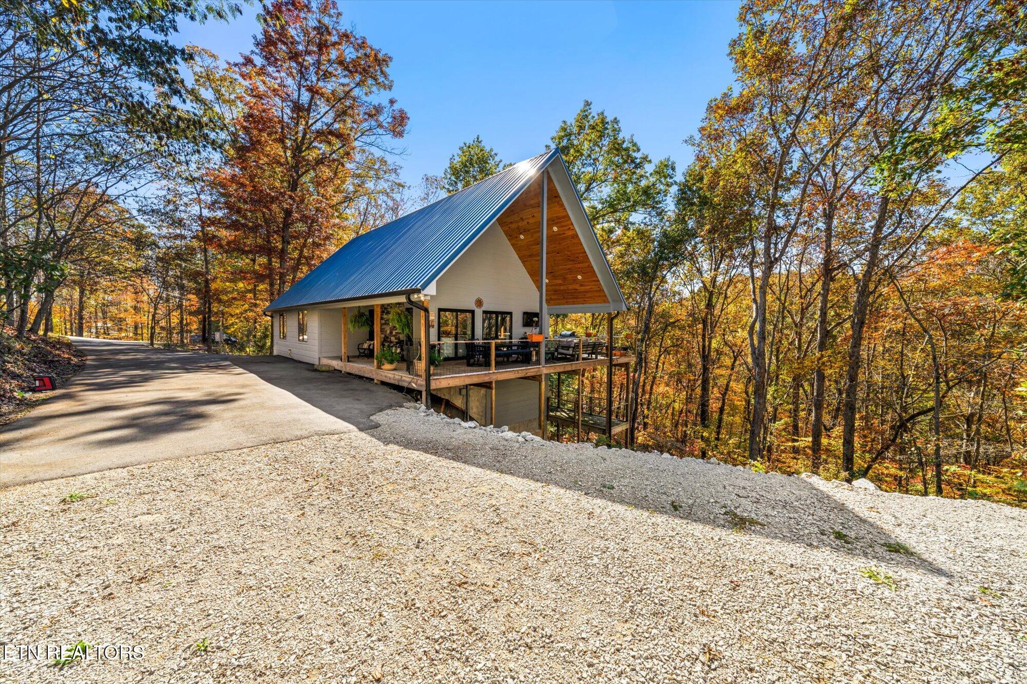 1628 Ridge Road Caryville TN 37714