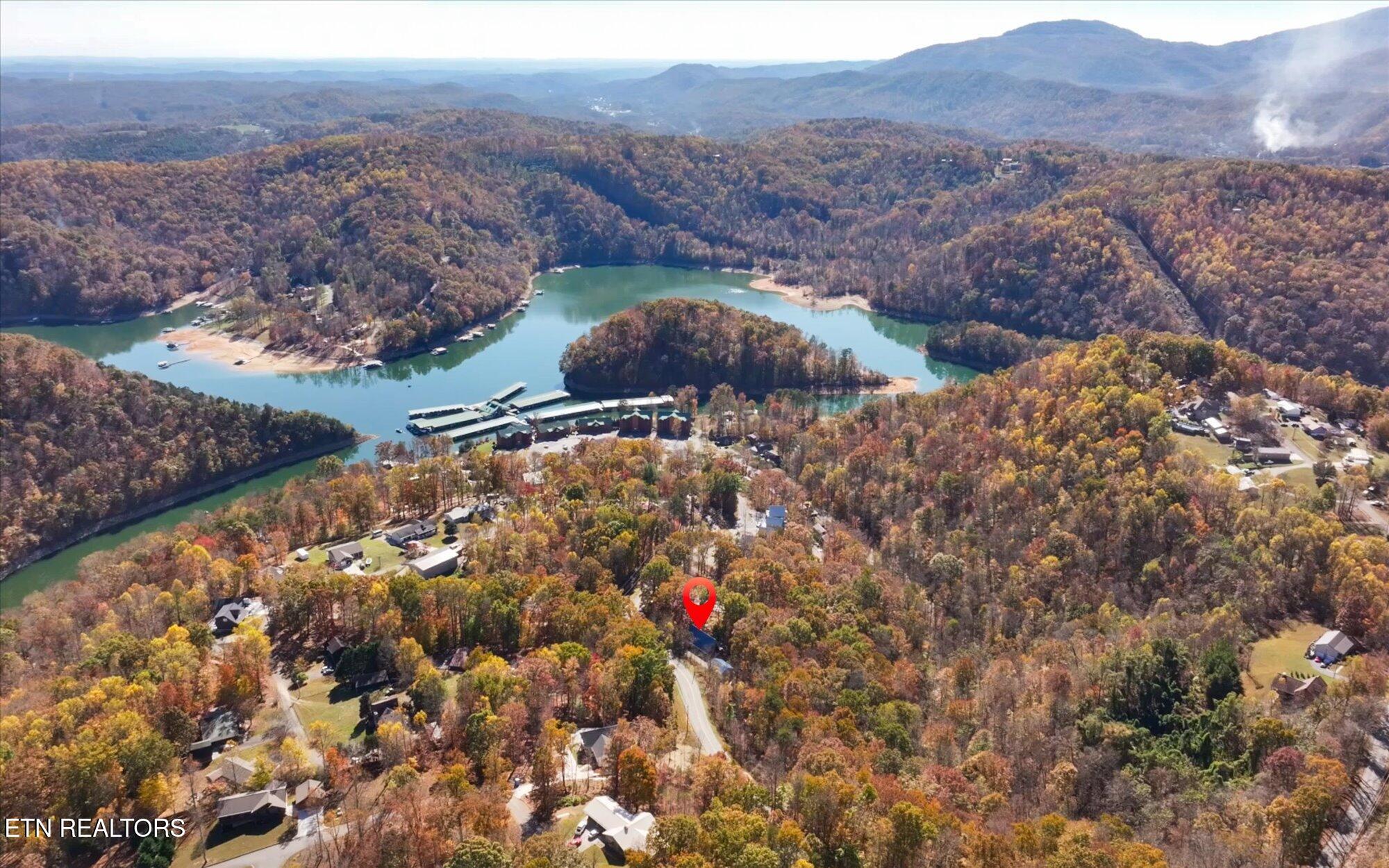 1628 Ridge Road Caryville TN 37714