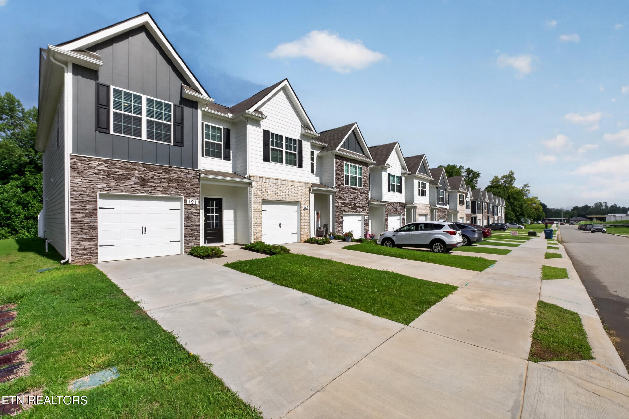 191 Dale Mires Lane Baxter TN 38544