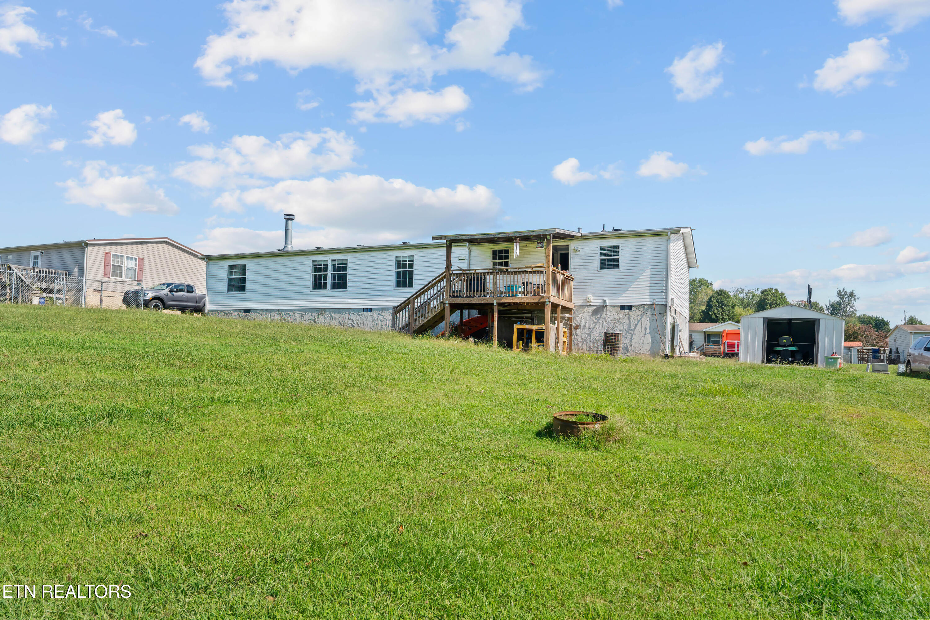 1137 Oakes Vista Lane Seymour TN 37865