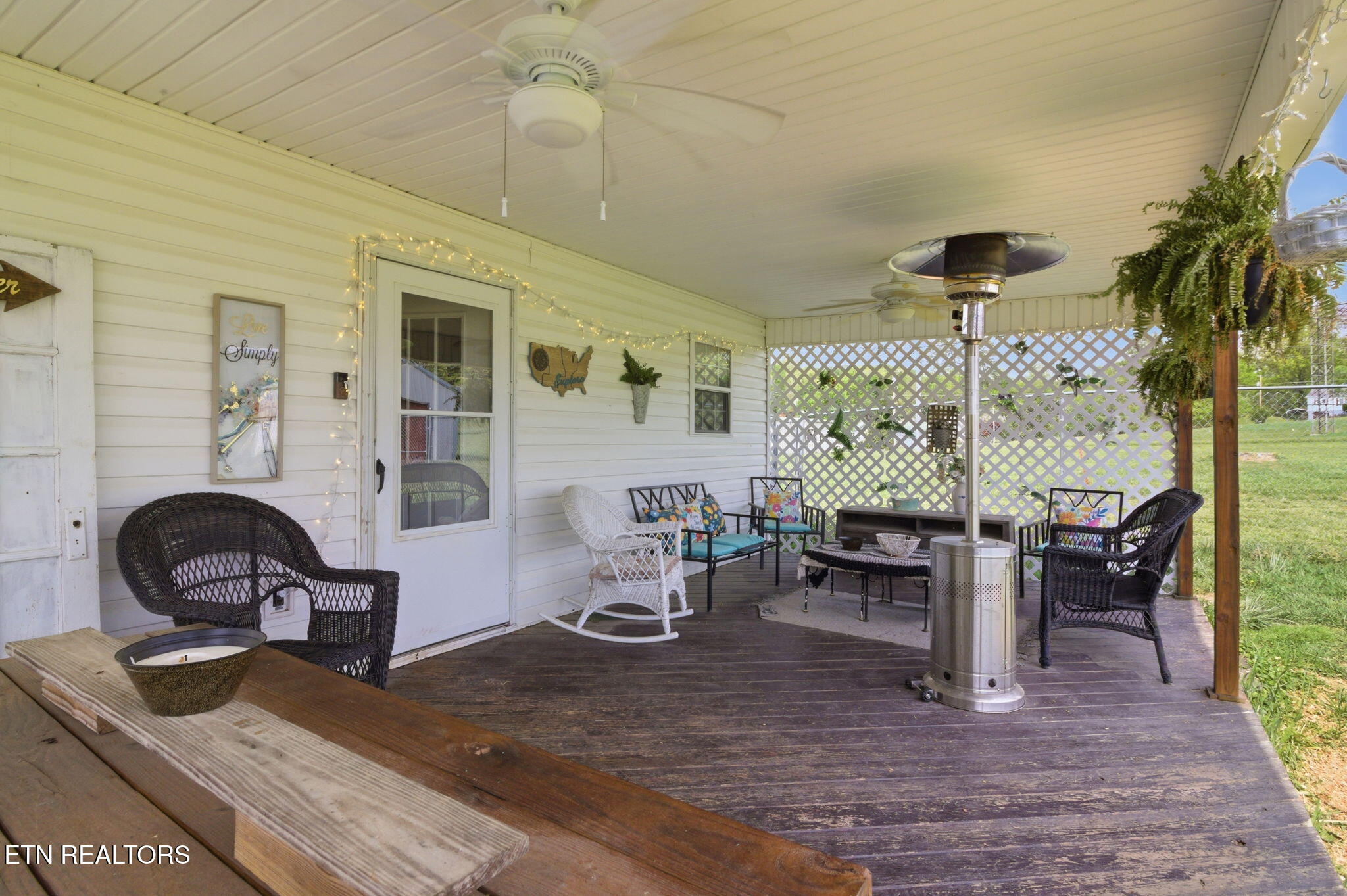 133 Crescent Lane Jacksboro TN 37757