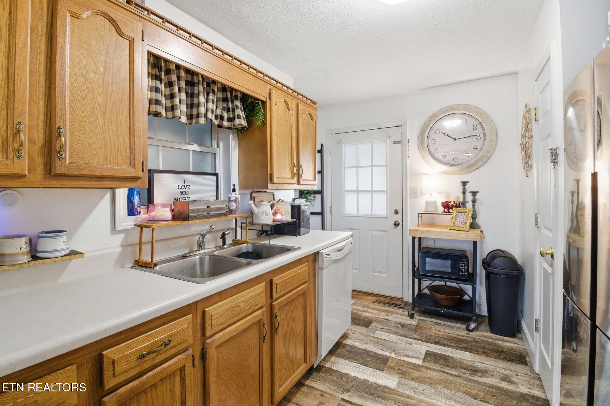 133 Crescent Lane Jacksboro TN 37757