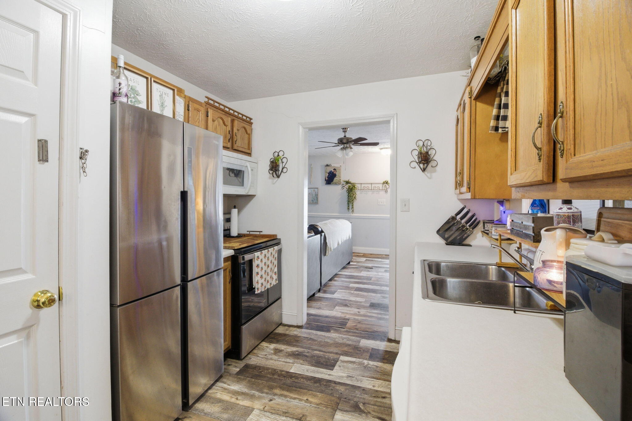 133 Crescent Lane Jacksboro TN 37757