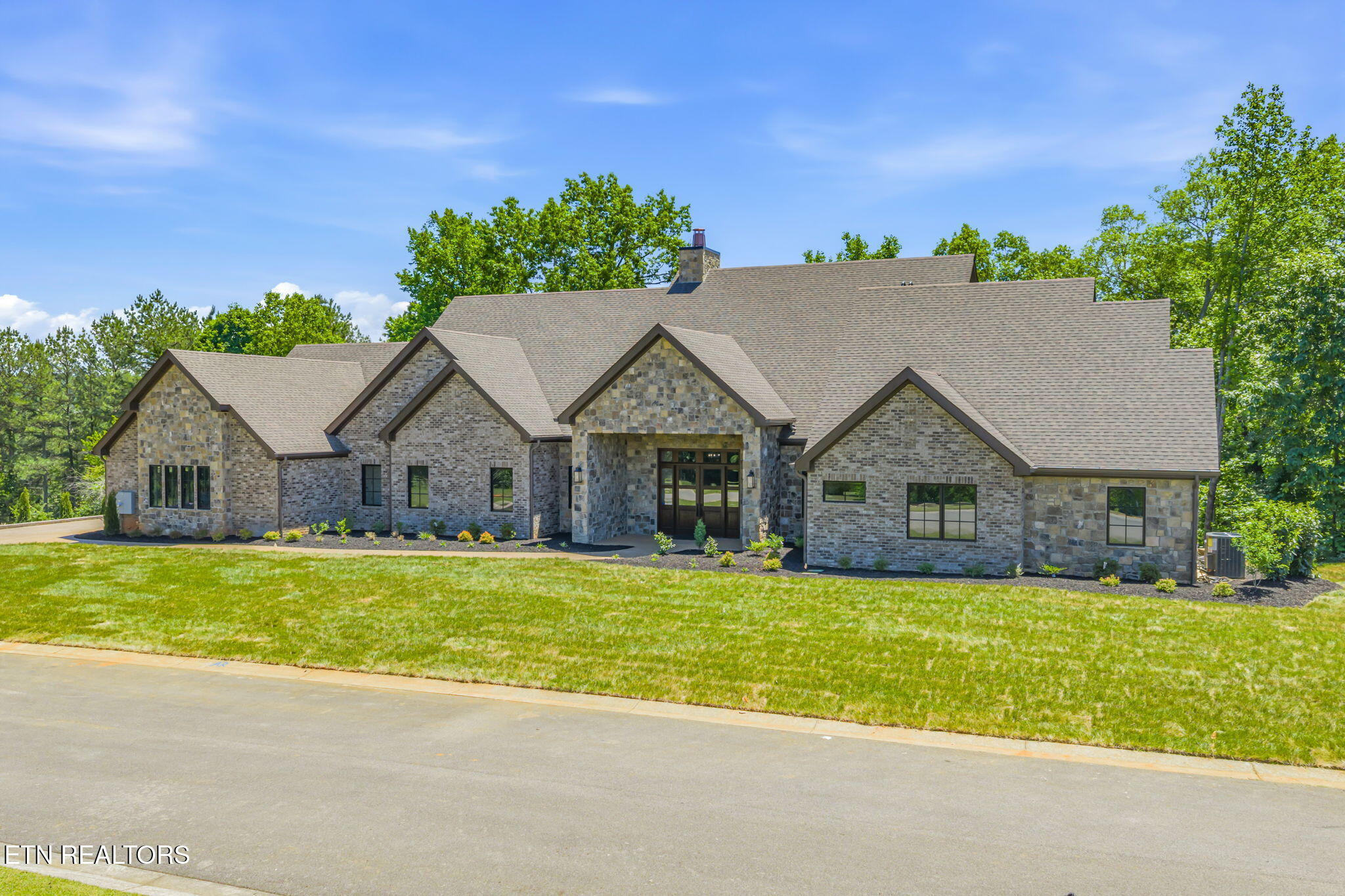 3317 Preserve Pointe Way Louisville TN 37777