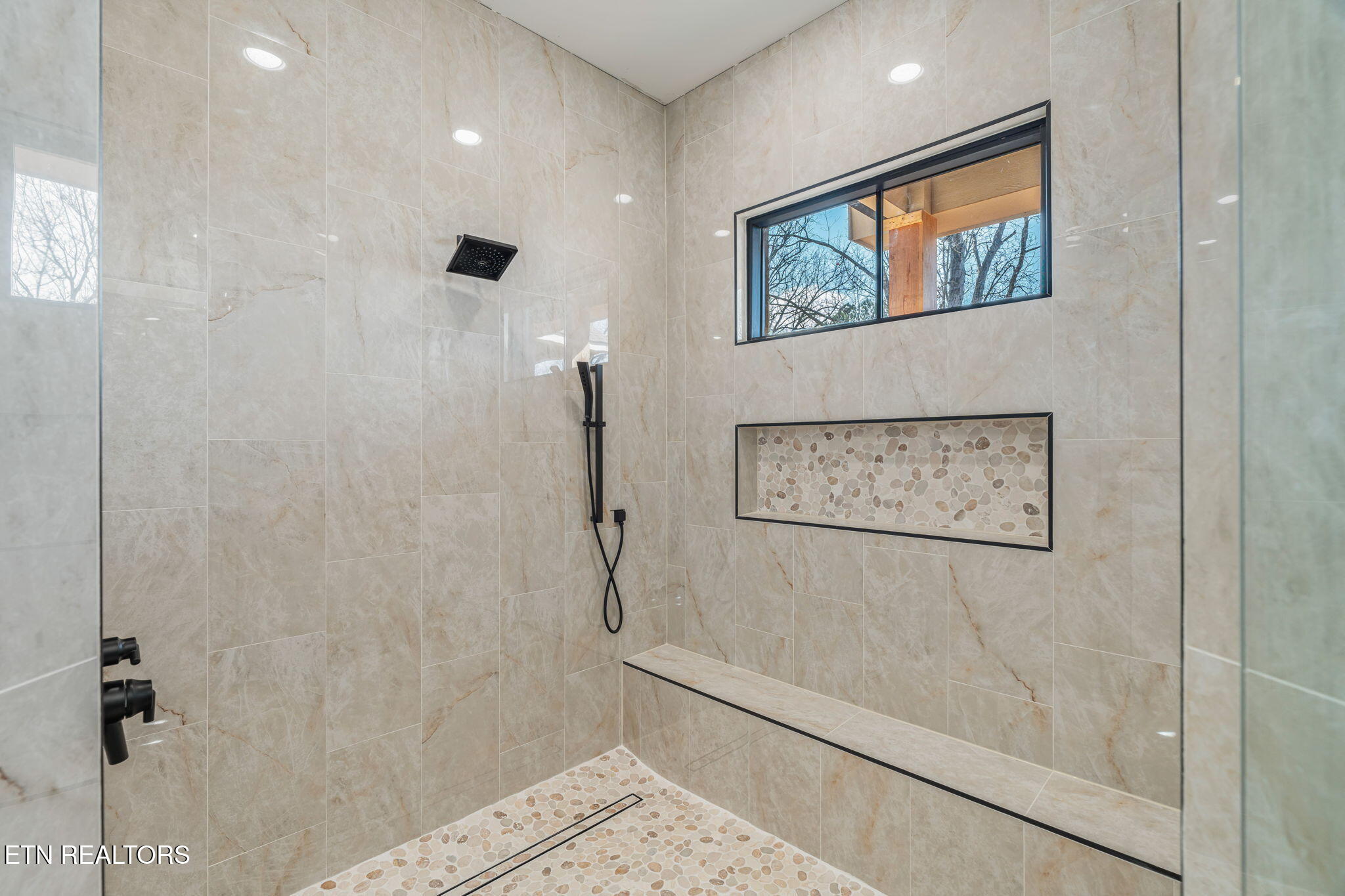 3317 Preserve Pointe Way Louisville TN 37777